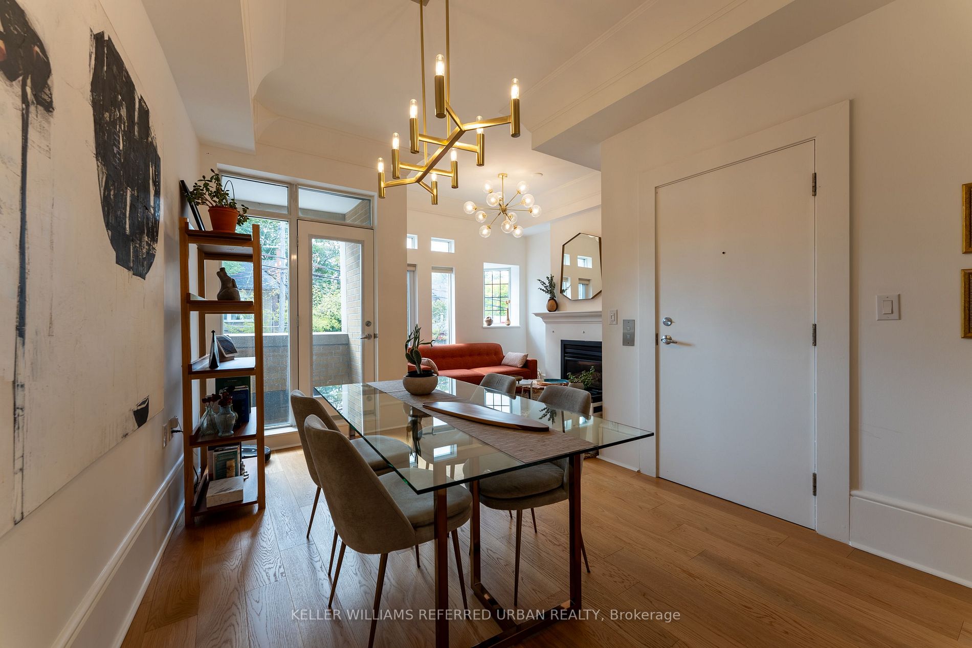 330 Davenport Rd, #201