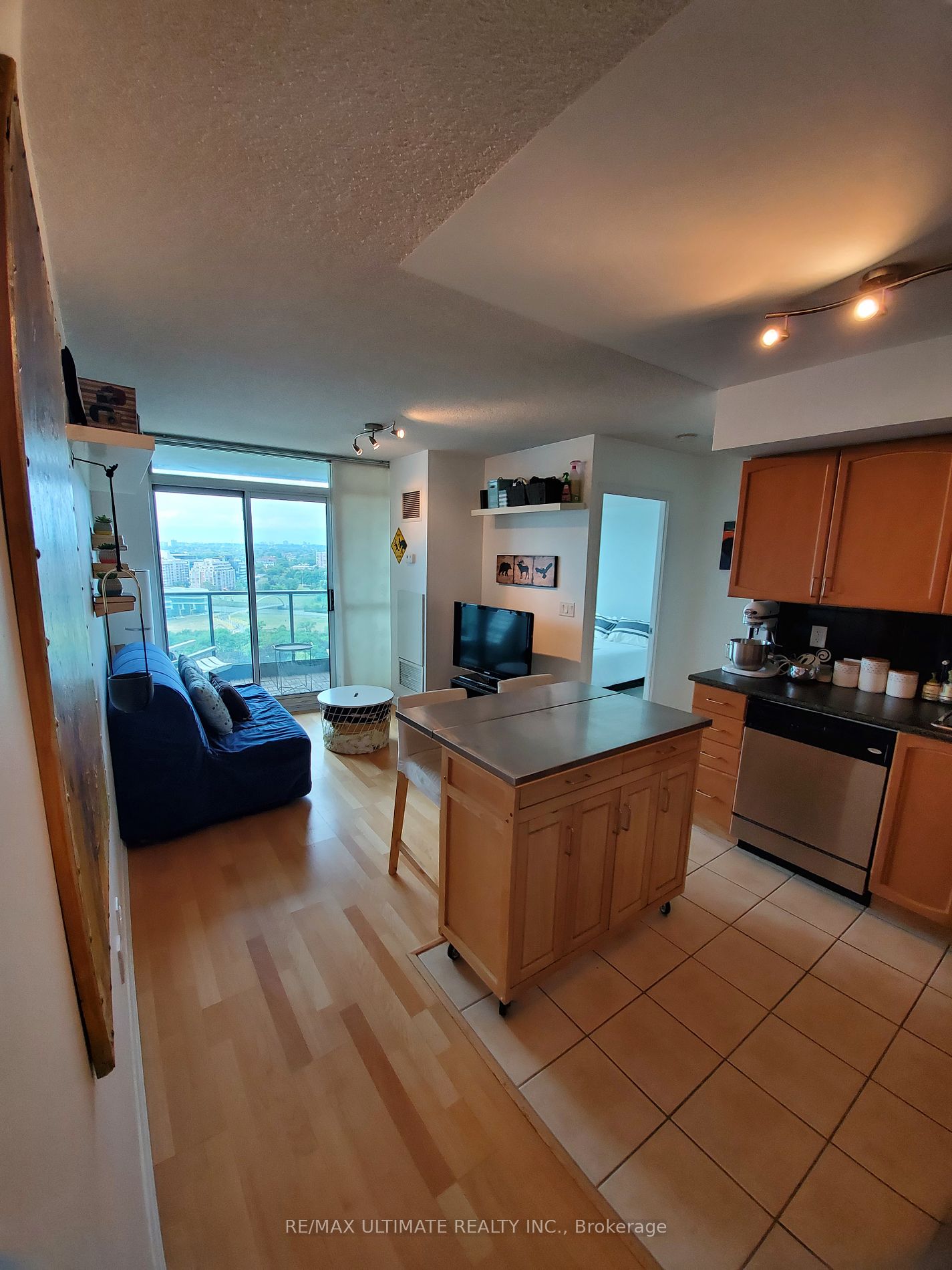 231 Fort York Blvd, #1908