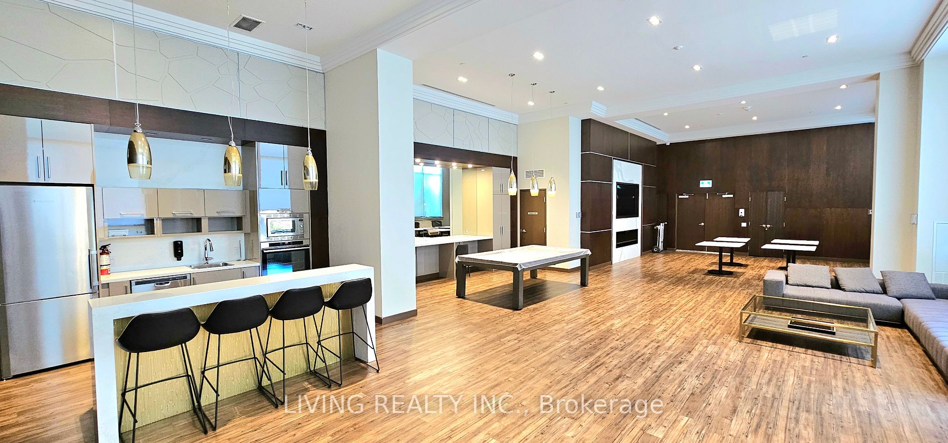 591 Sheppard Ave E, #619