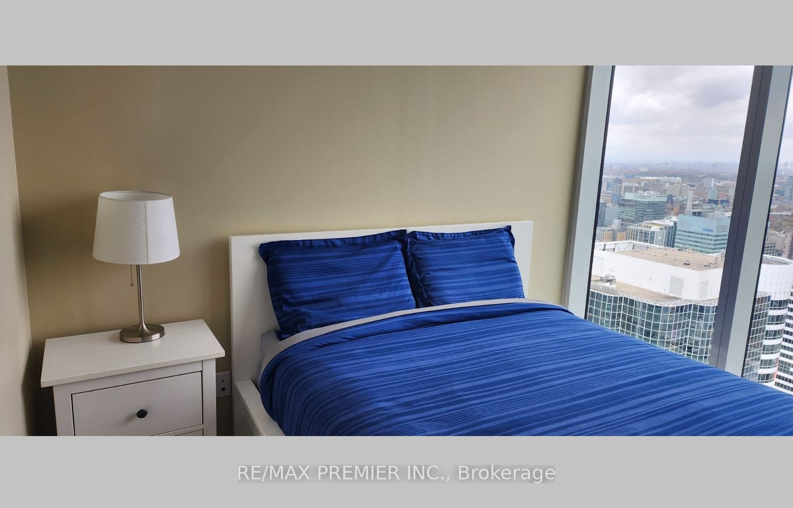 197 Yonge St, #5502