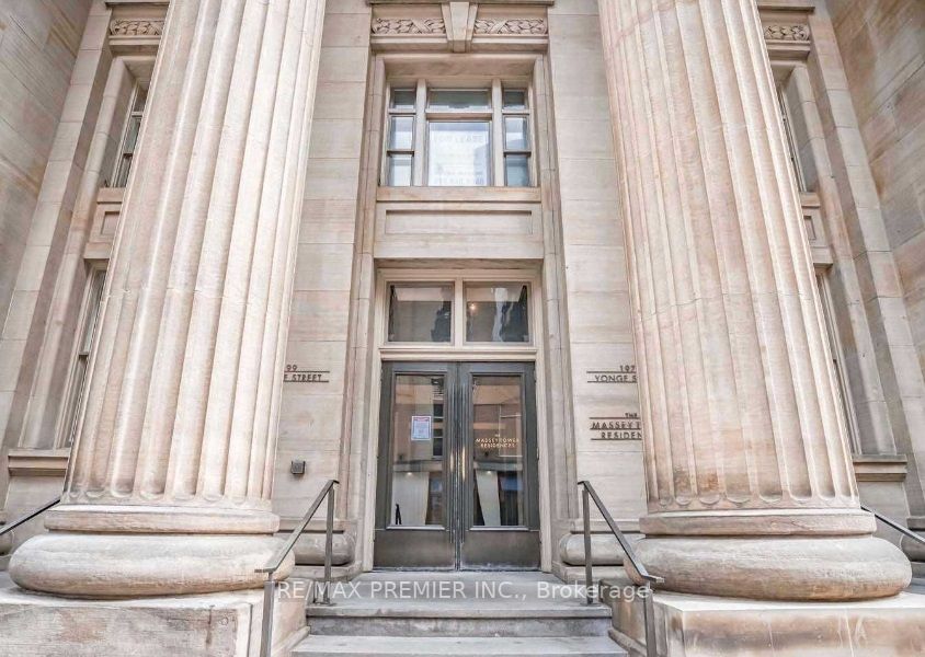 197 Yonge St, #5502