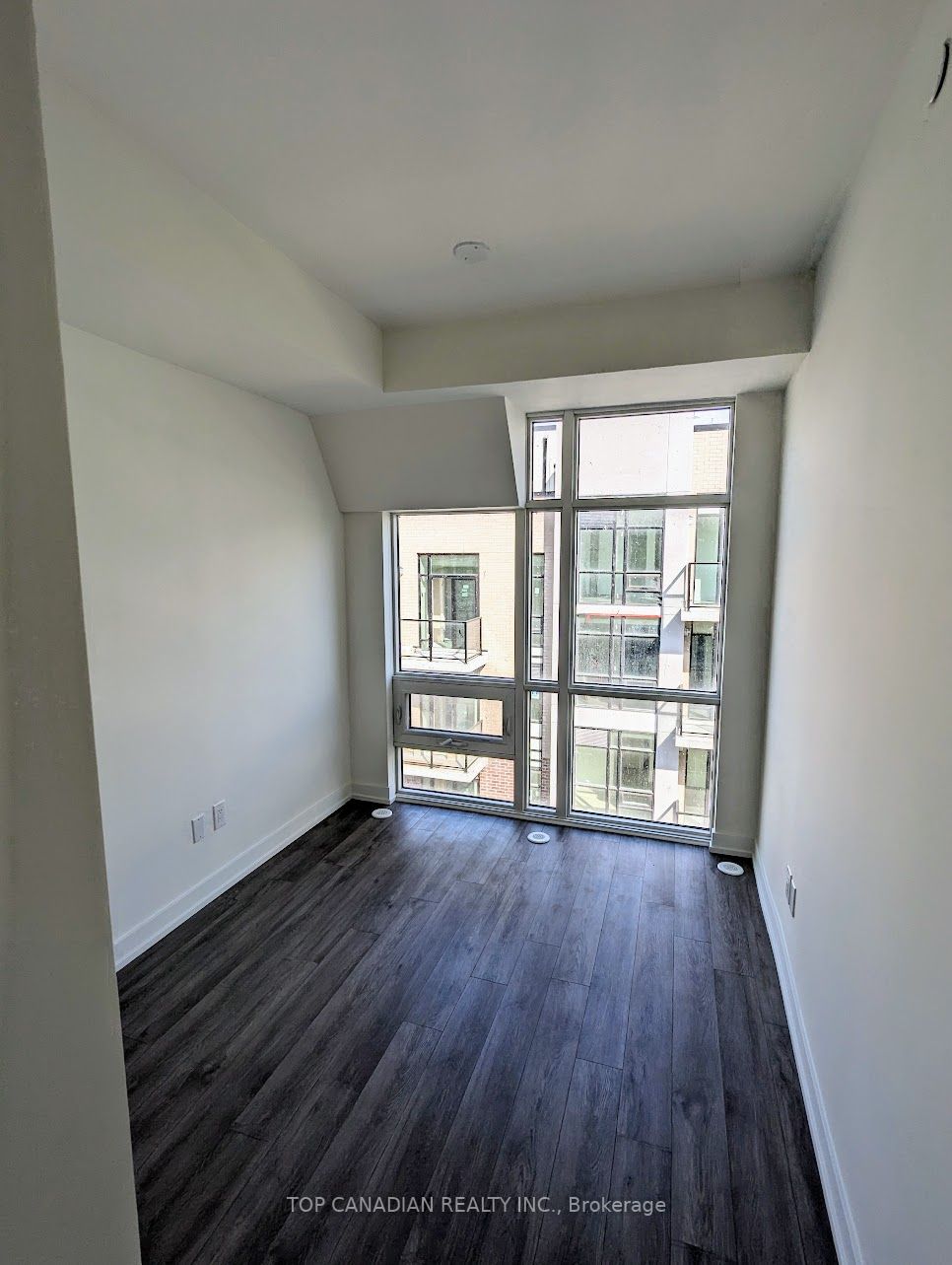 871 Sheppard Ave W, #Th 17