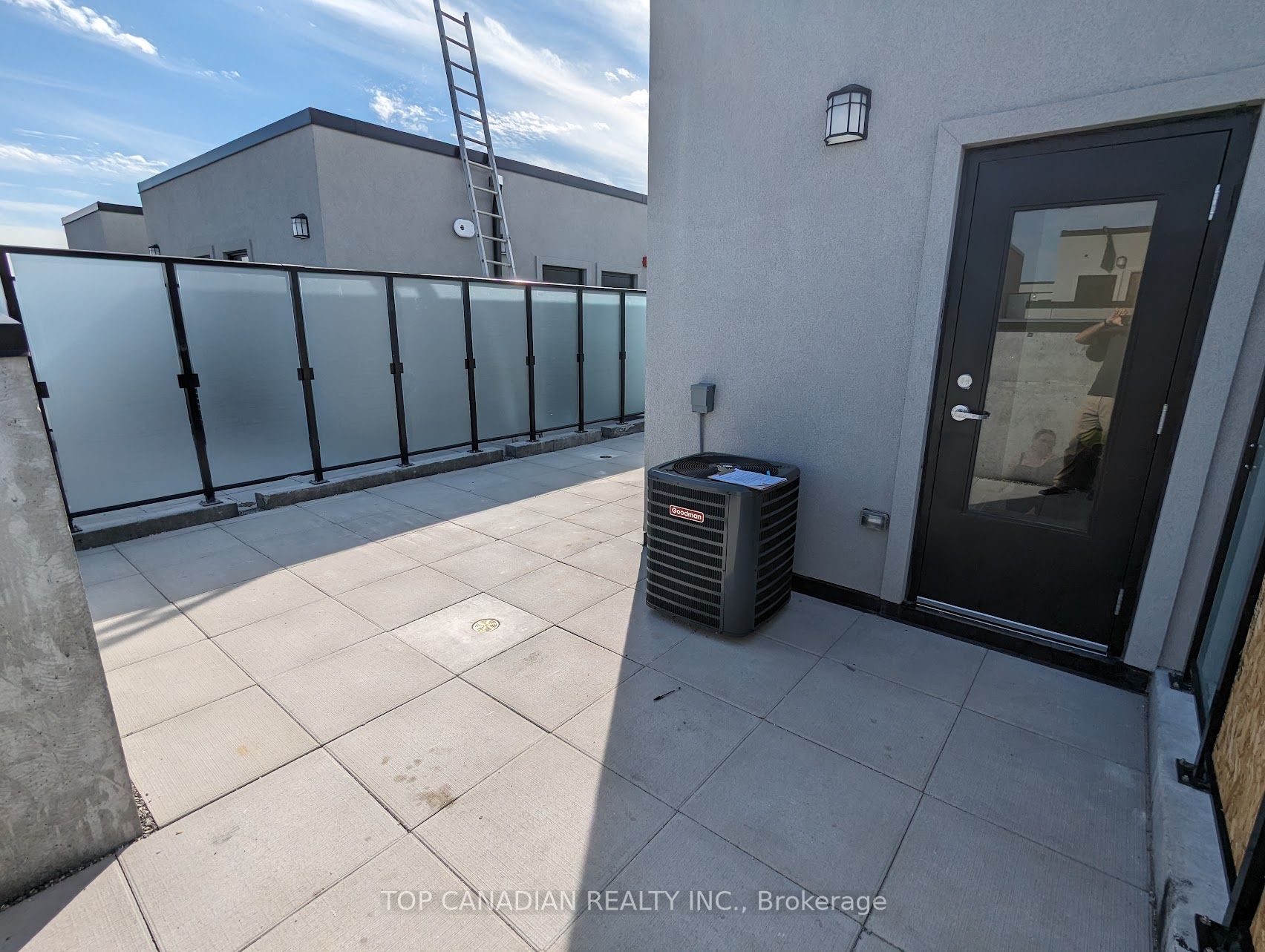 871 Sheppard Ave W, #Th 17