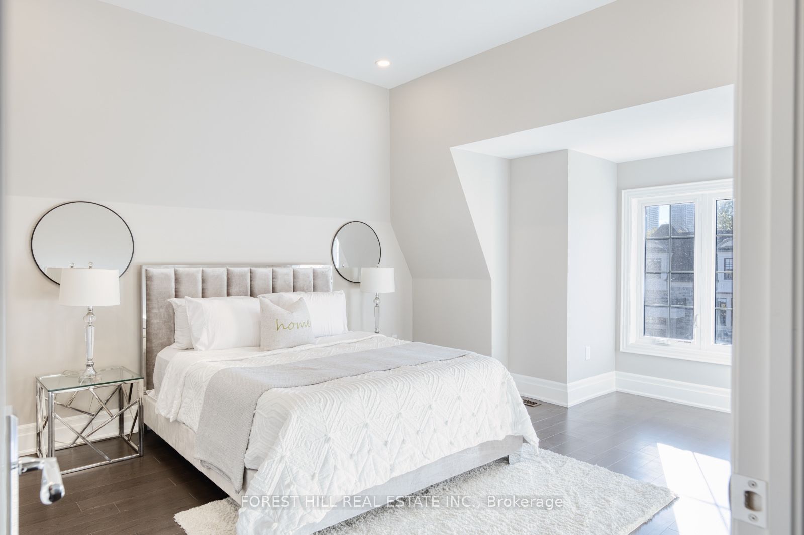 7 Becky Cheung Court E