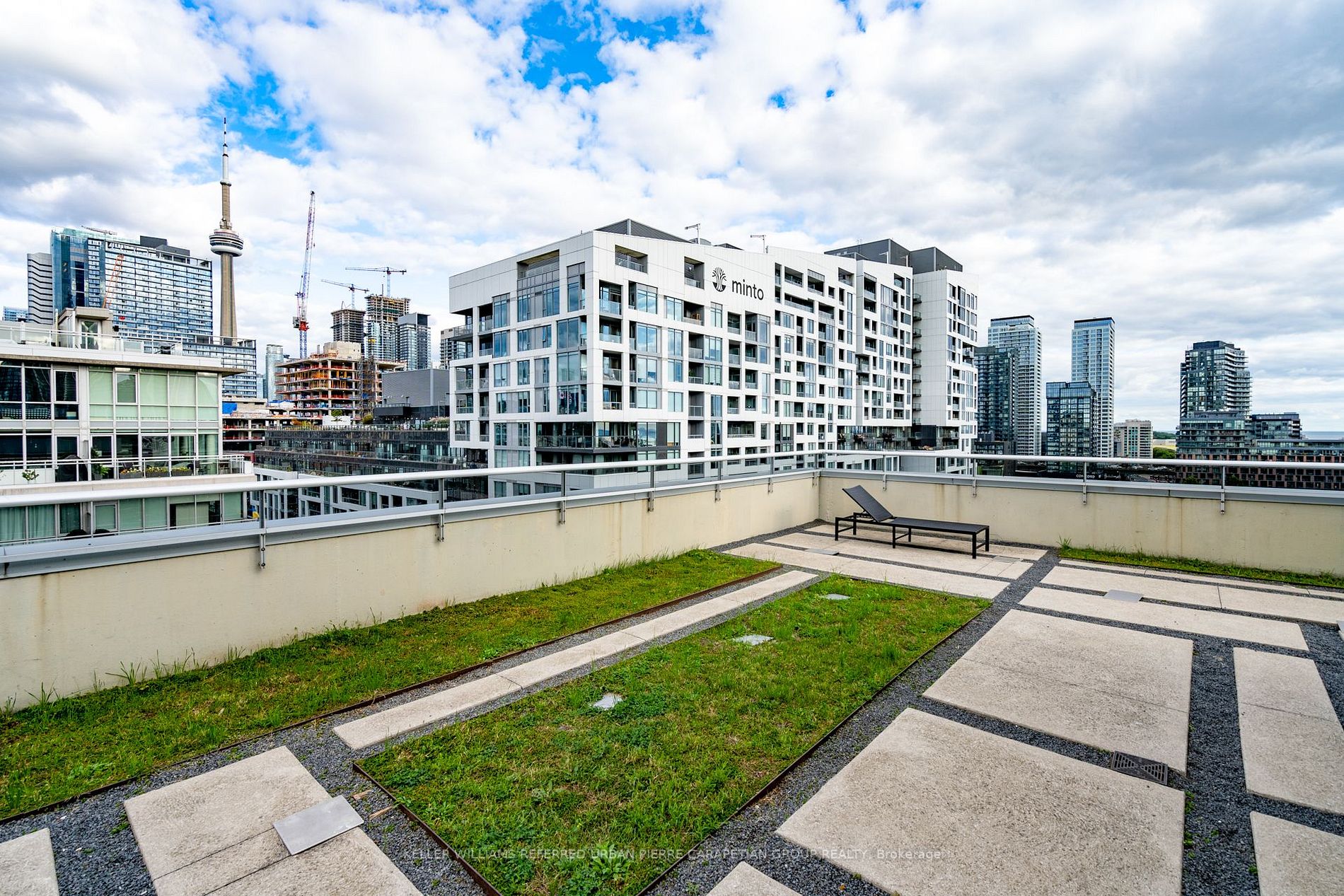 60 Bathurst Street, #PH 1008