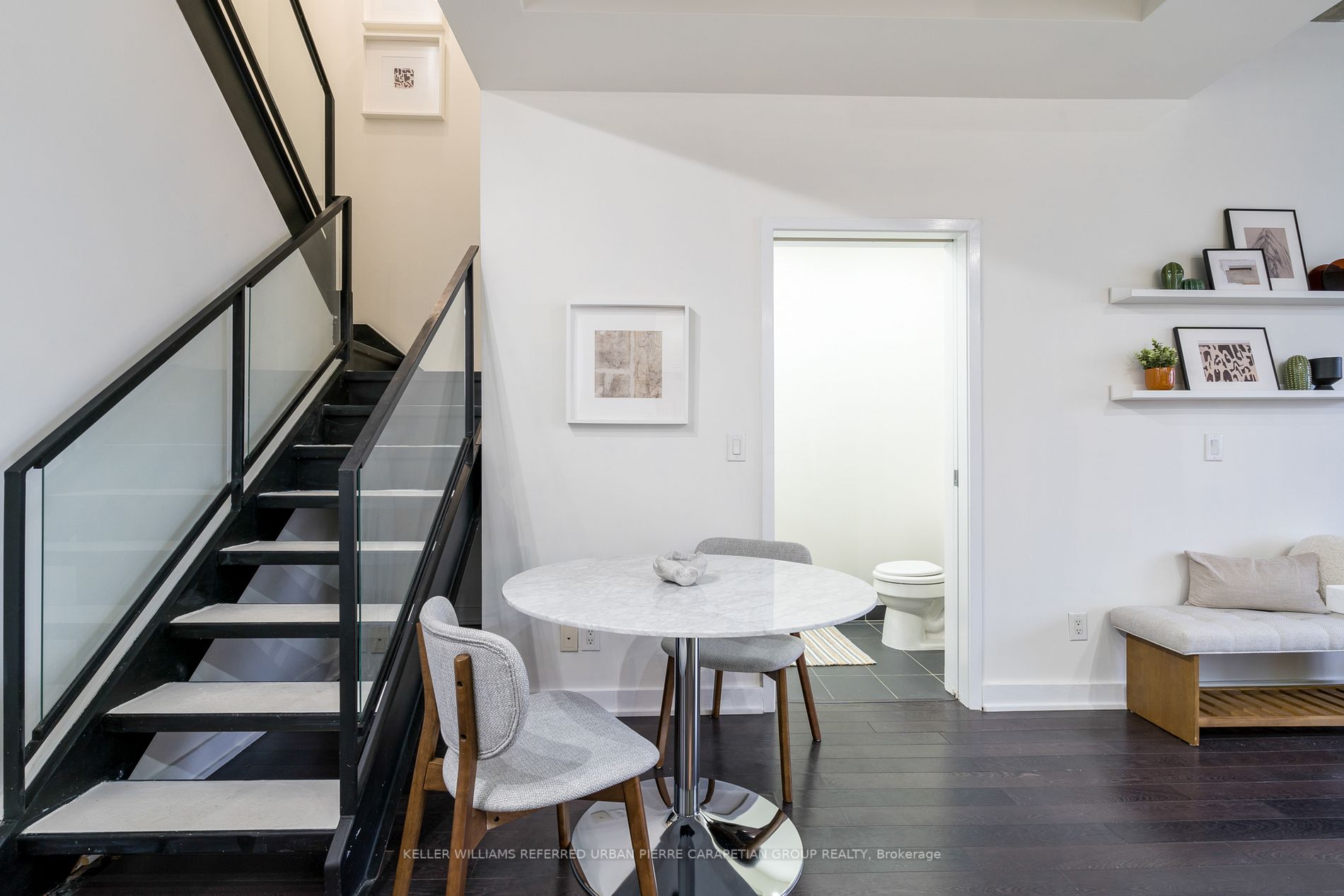60 Bathurst Street, #PH 1008