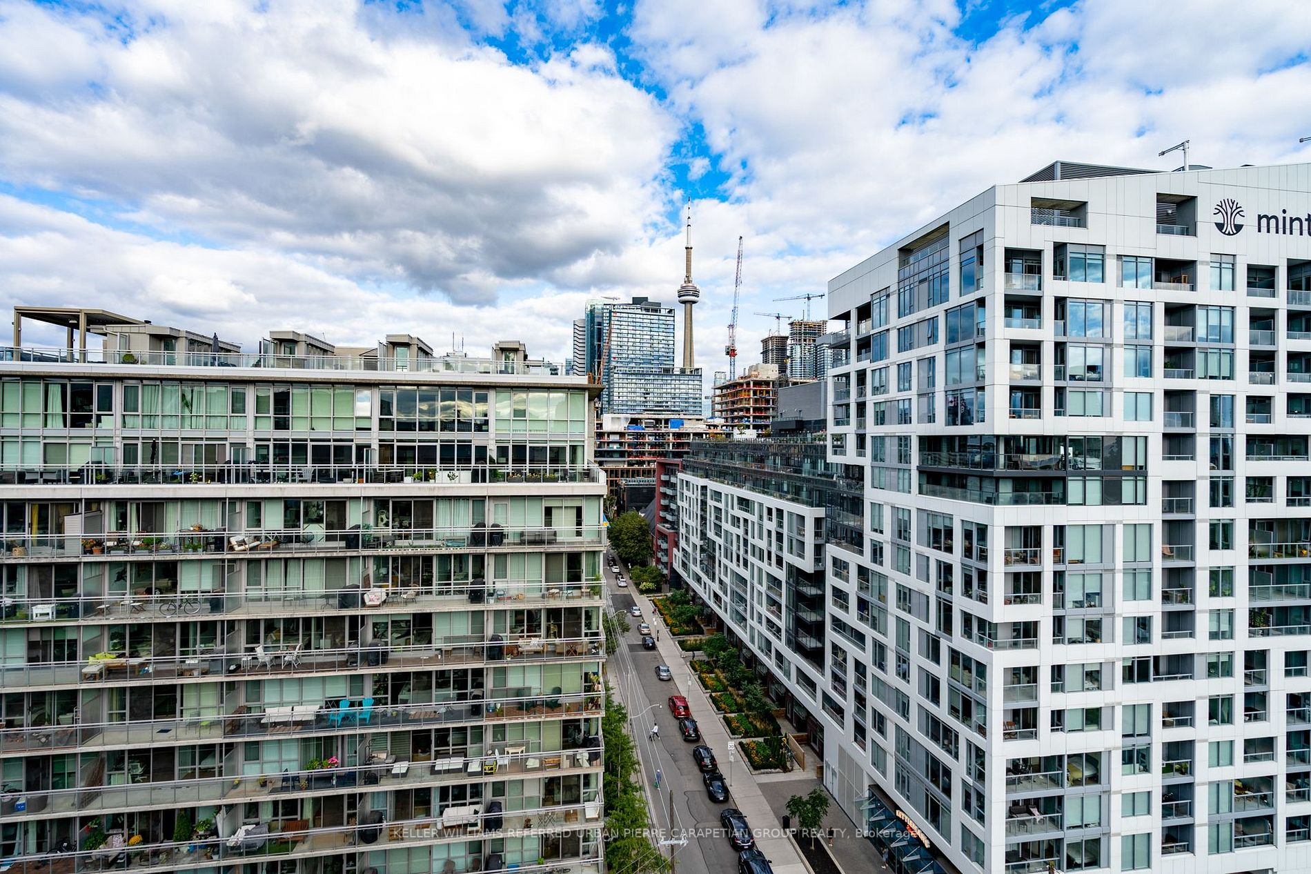60 Bathurst Street, #PH 1008