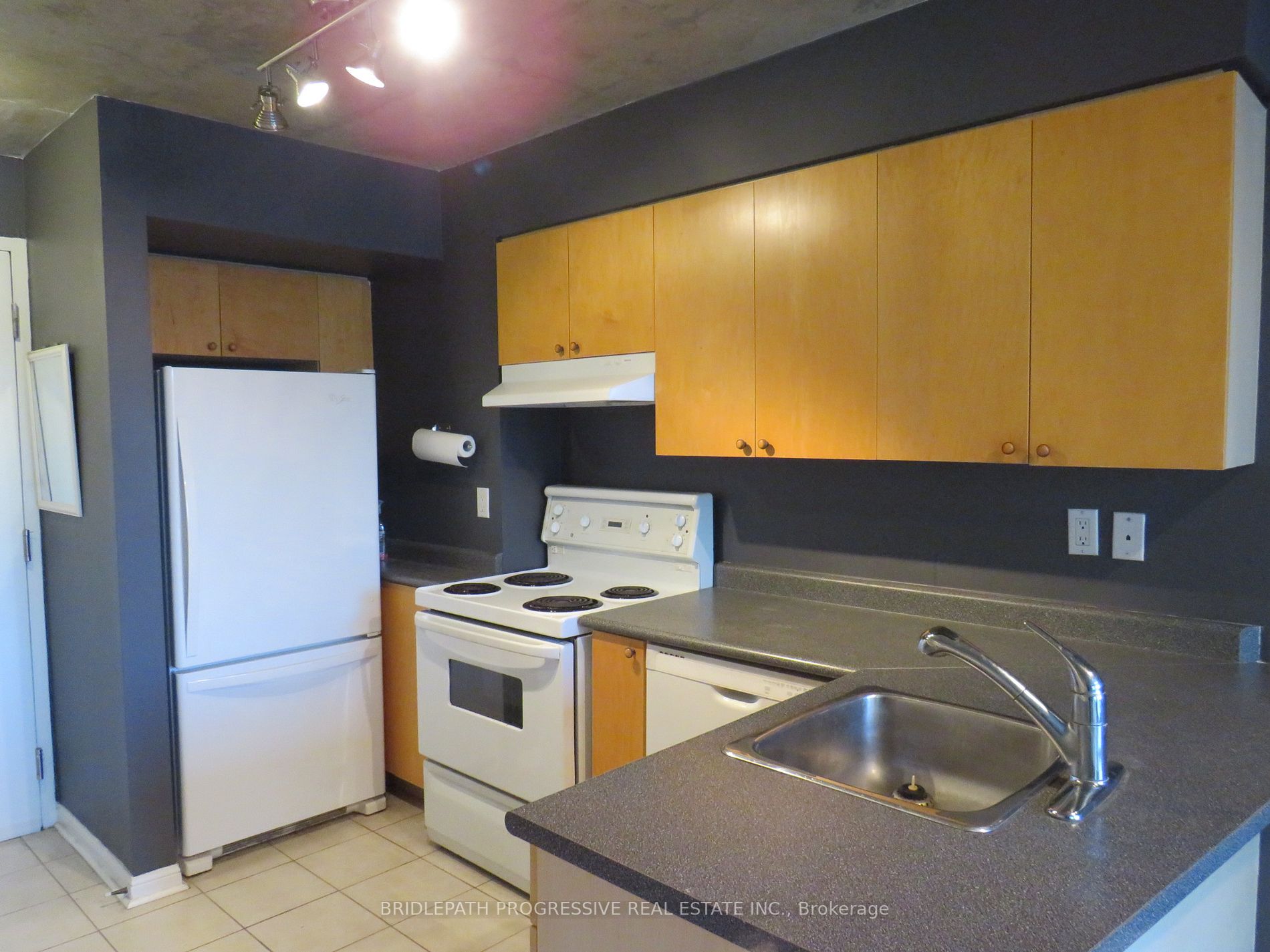 1029 King St W, #620