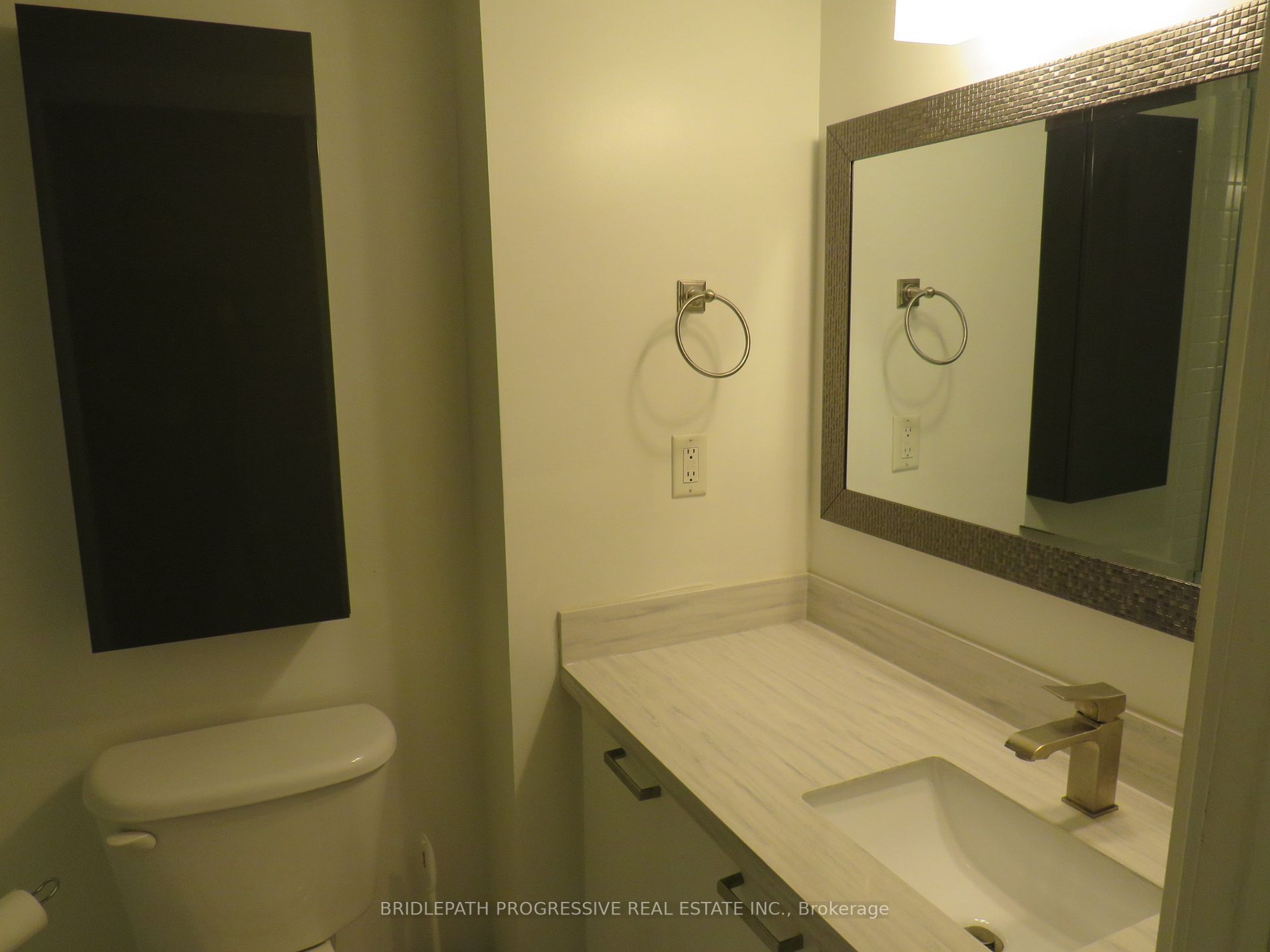 1029 King St W, #620