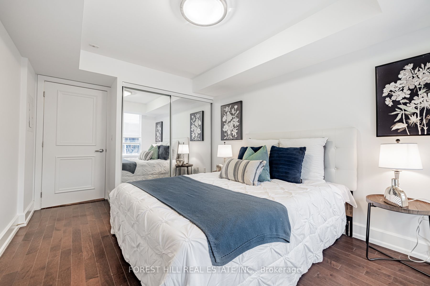 650 Sheppard Ave E, #317