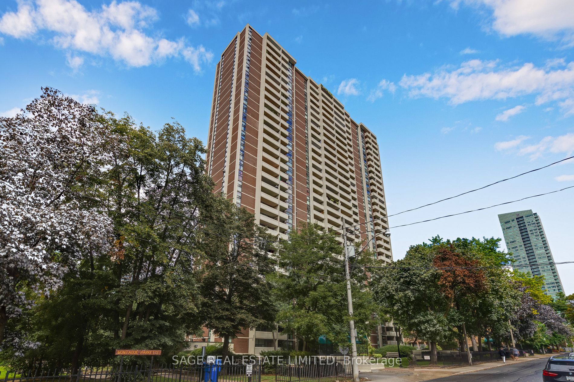 40 Homewood Ave, #307