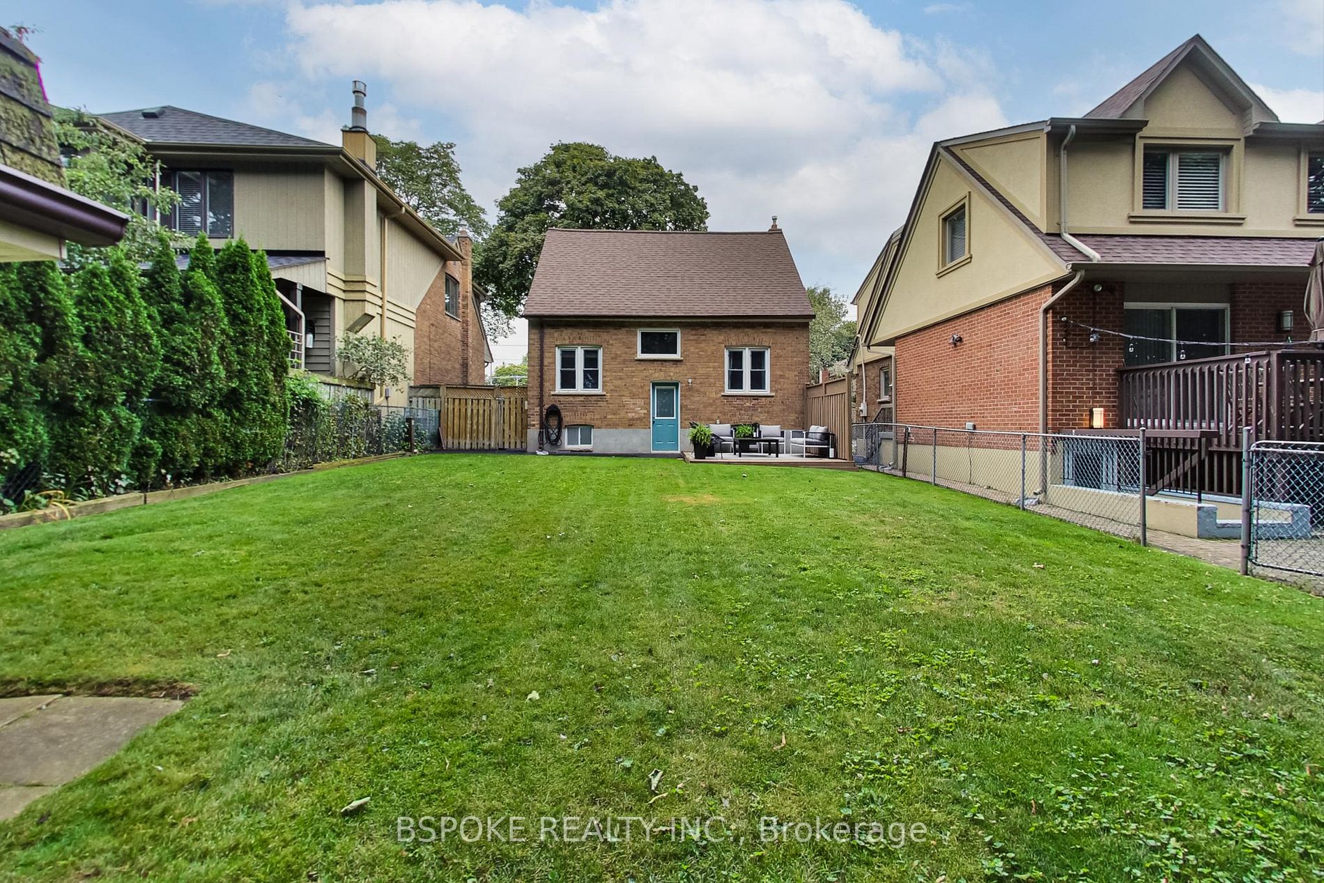 151 Leacrest Rd