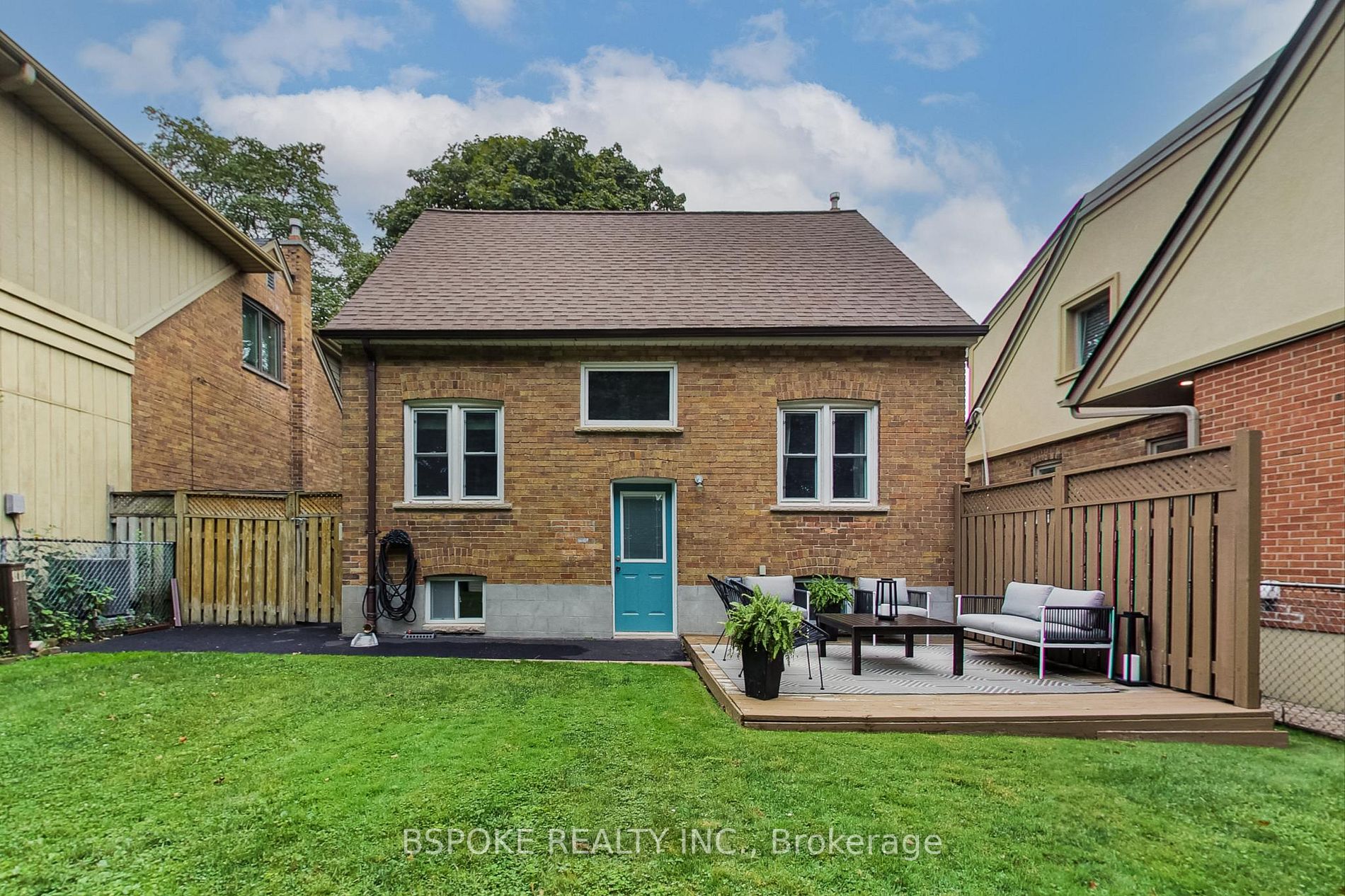 151 Leacrest Rd