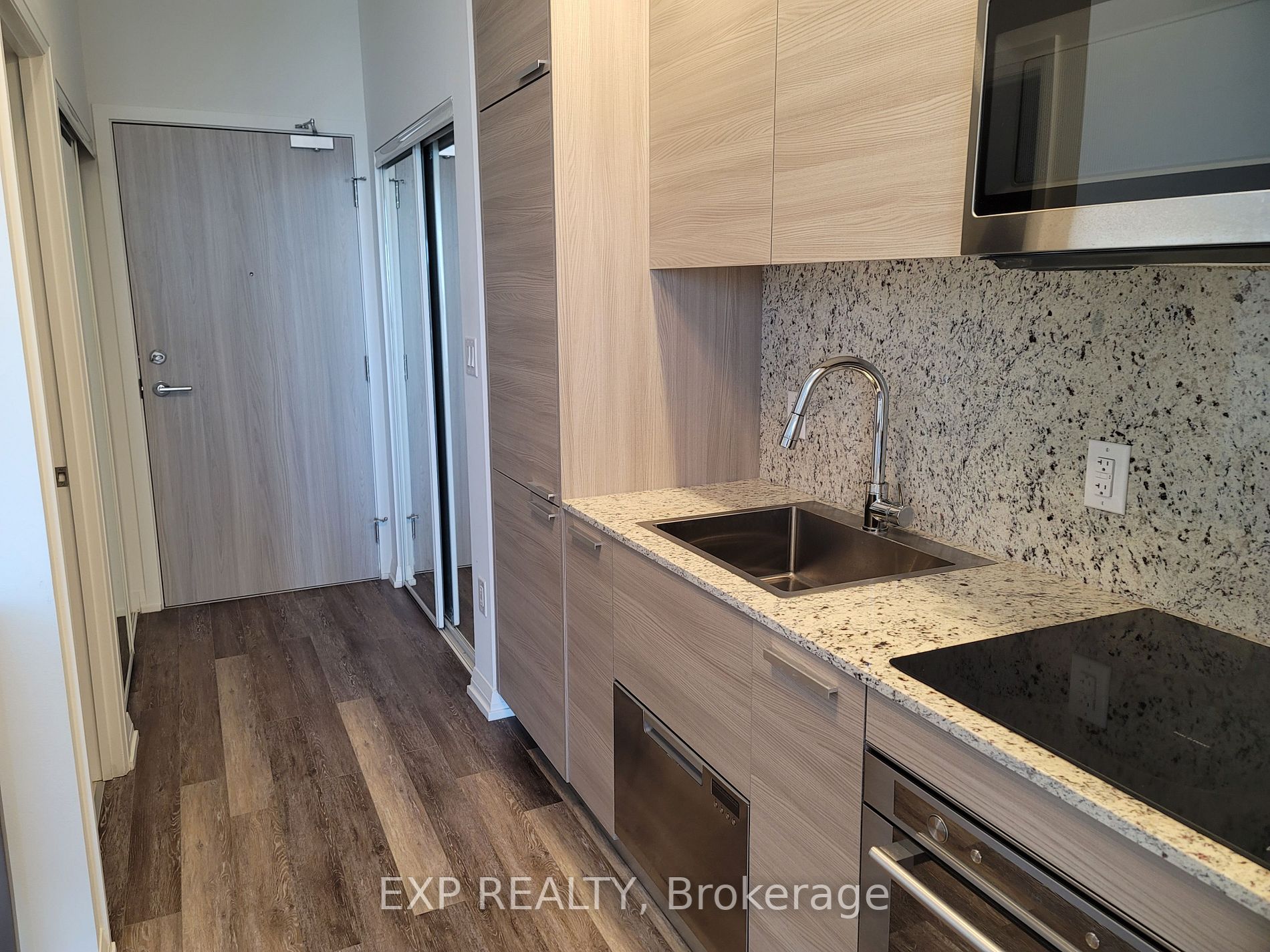 75 Canterbury Pl, #1808