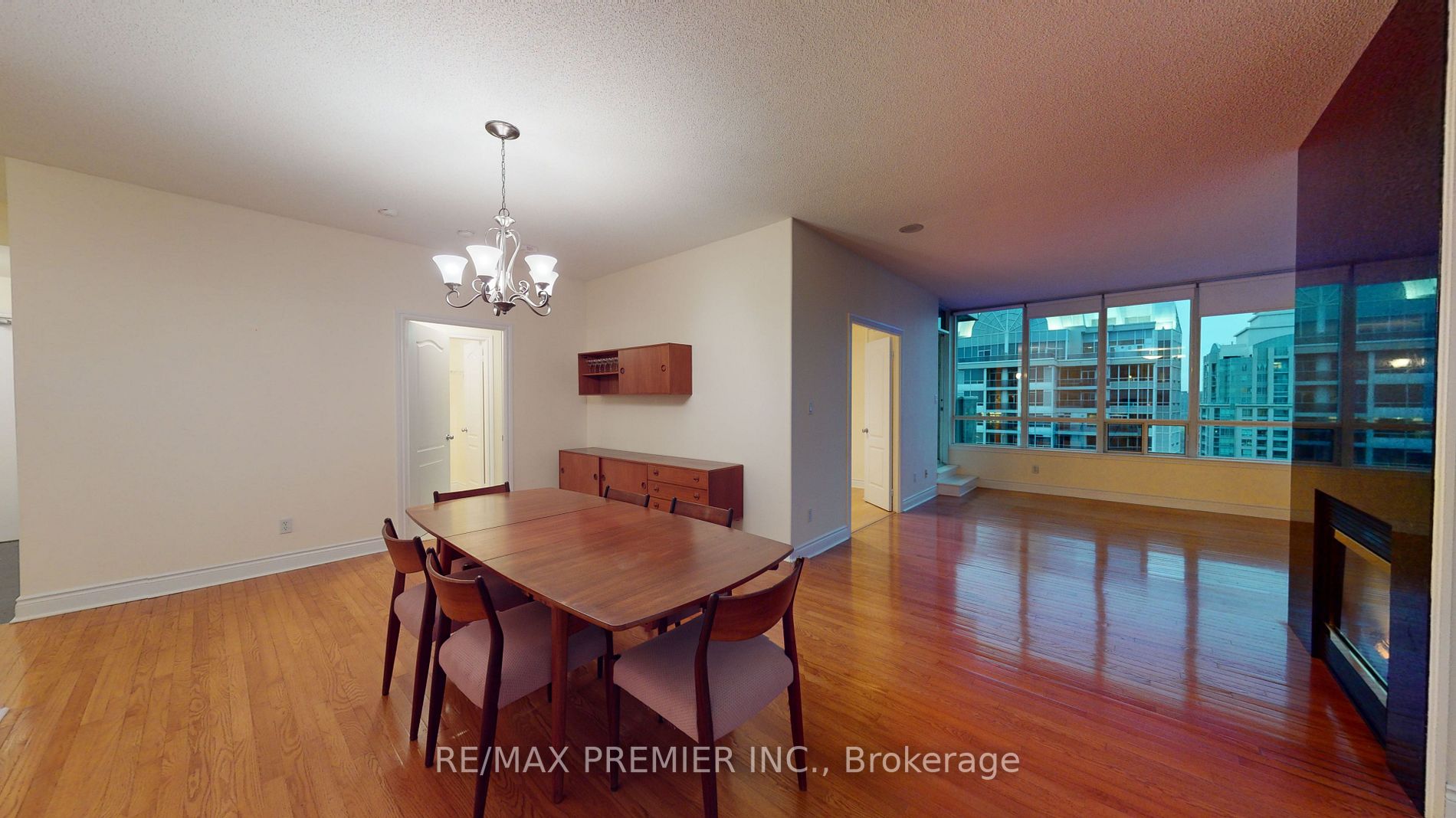 3 Rean Dr, #Ph#2601