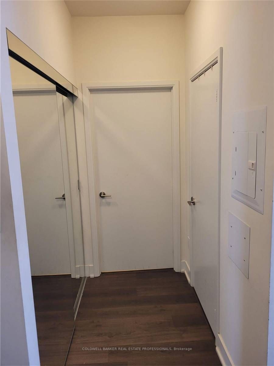 30 Roehampton Ave, #2407