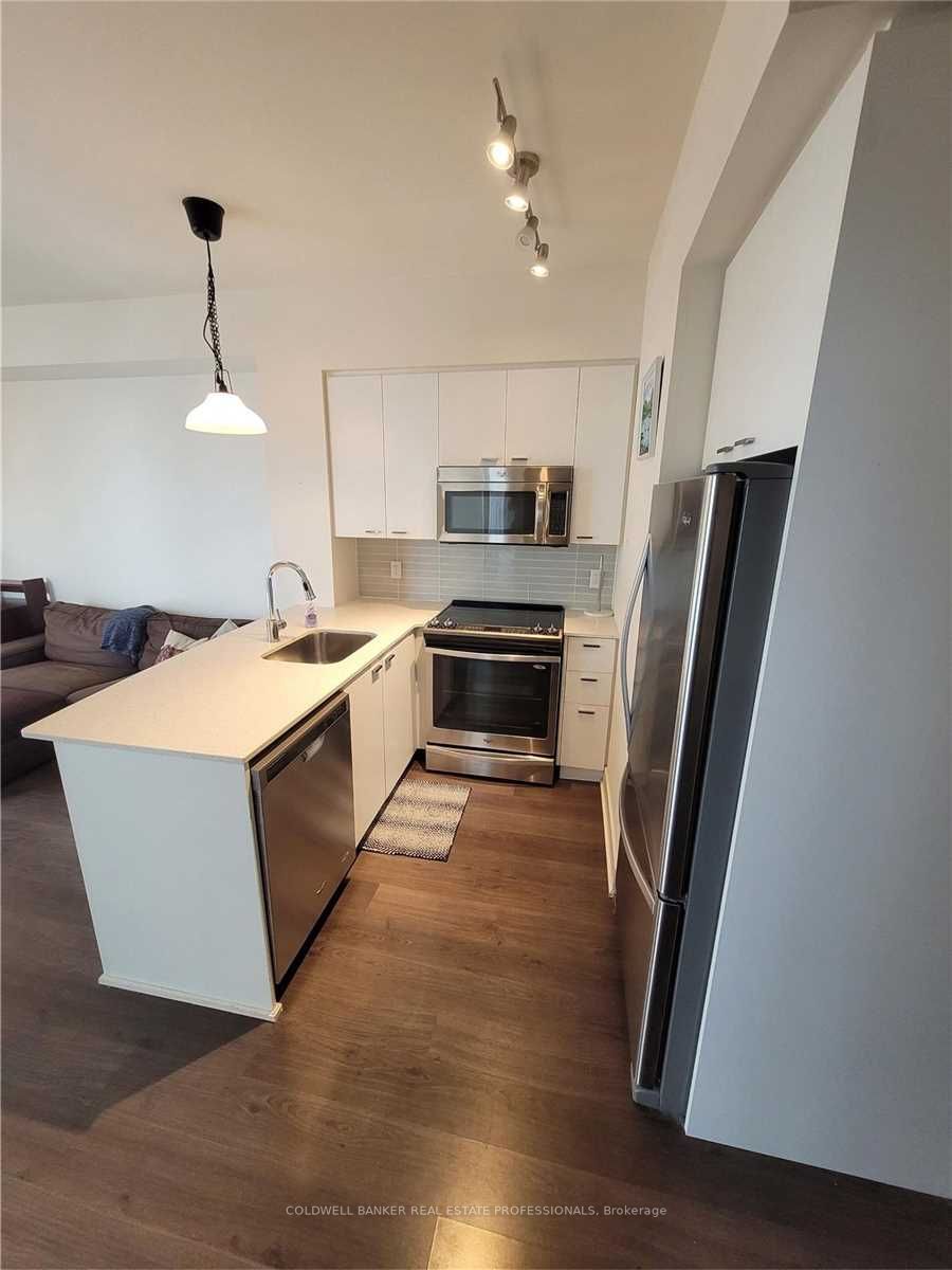 30 Roehampton Ave, #2407