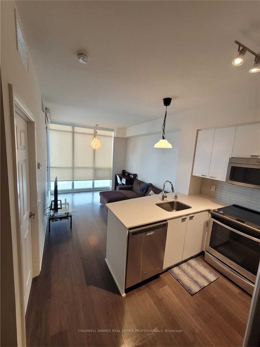 30 Roehampton Ave, #2407