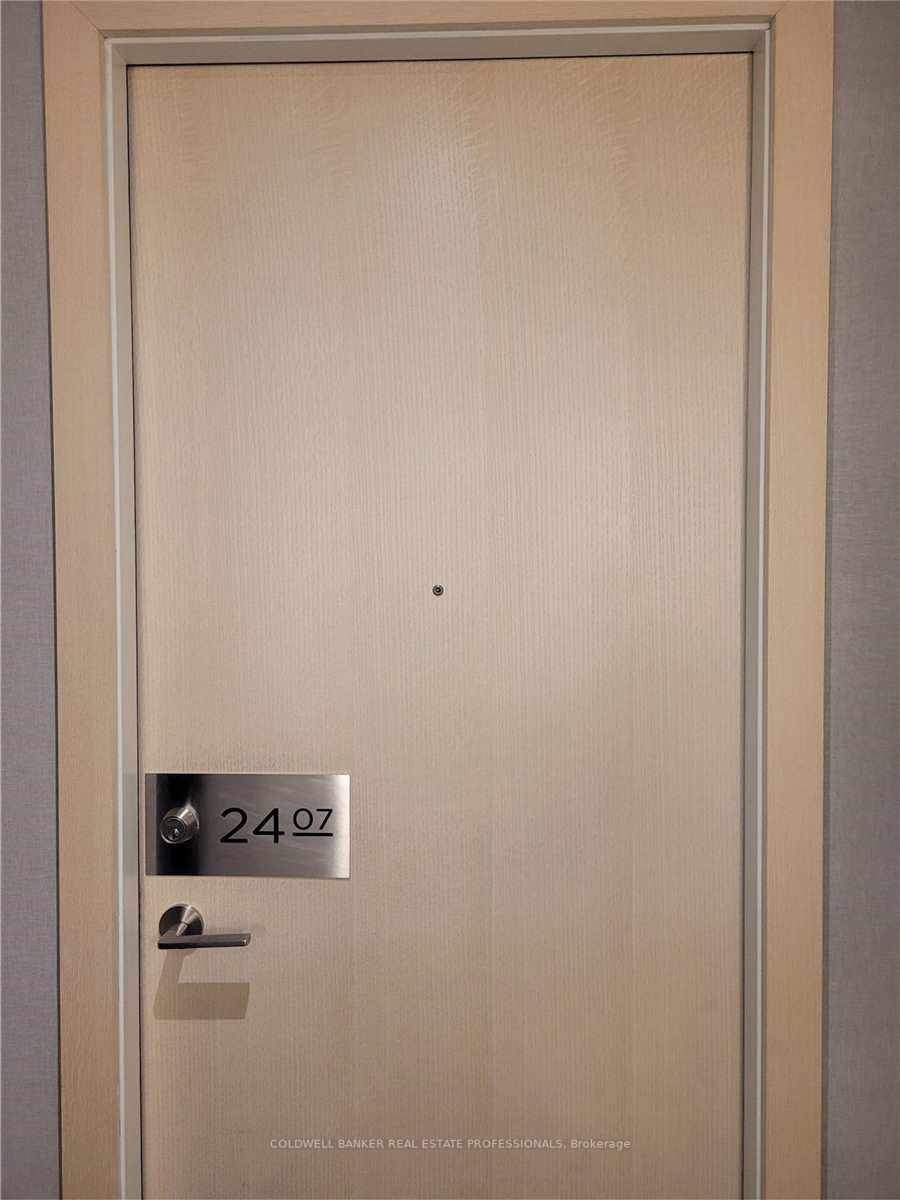30 Roehampton Ave, #2407