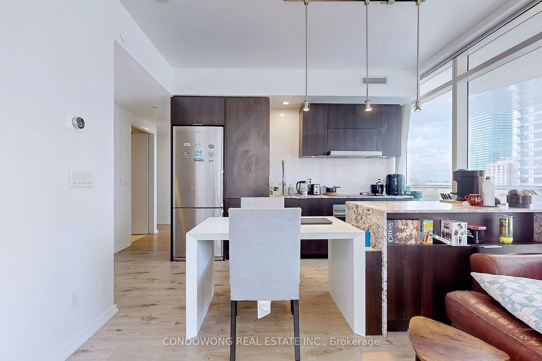 1 Bloor St E, #1710