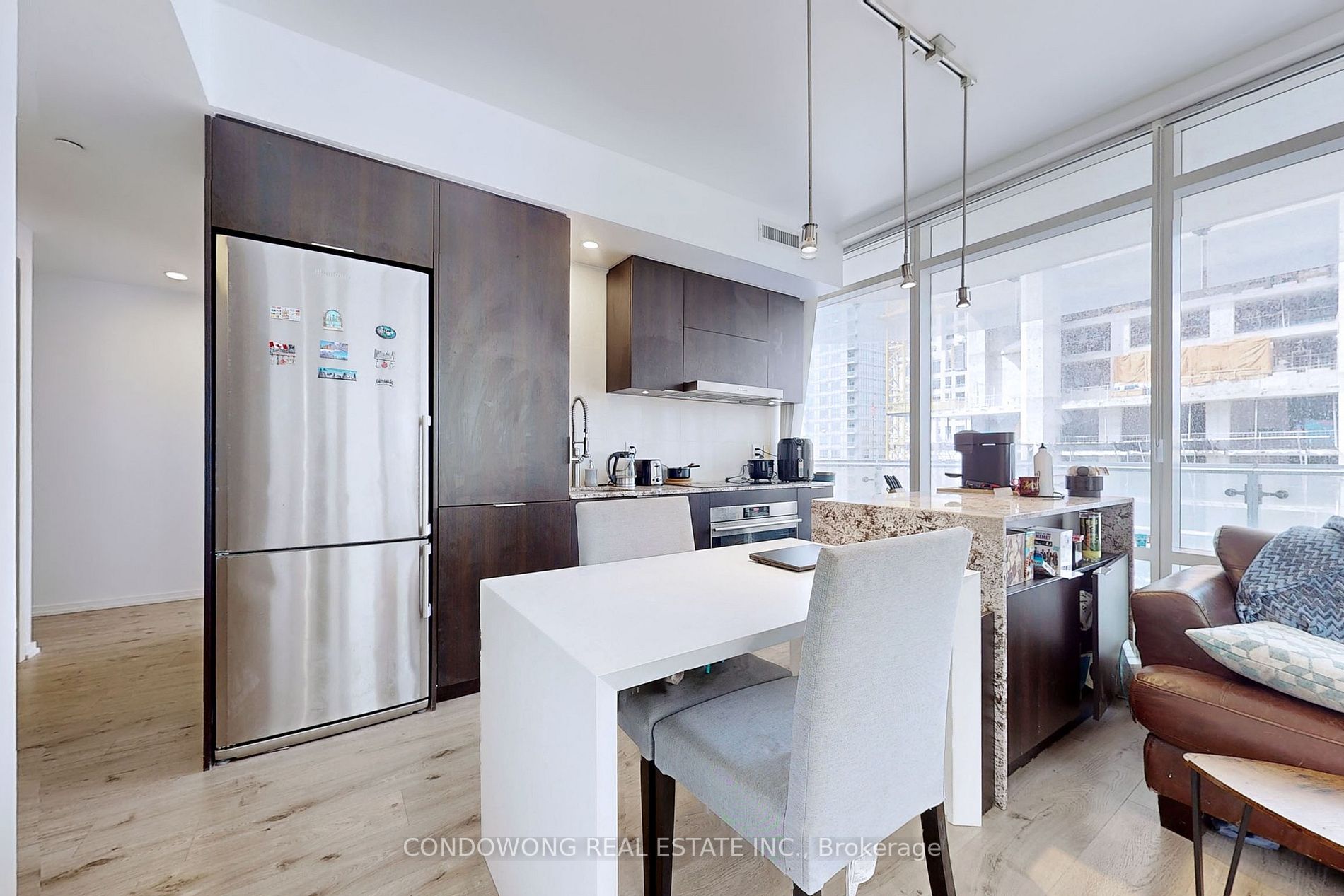 1 Bloor St E, #1710