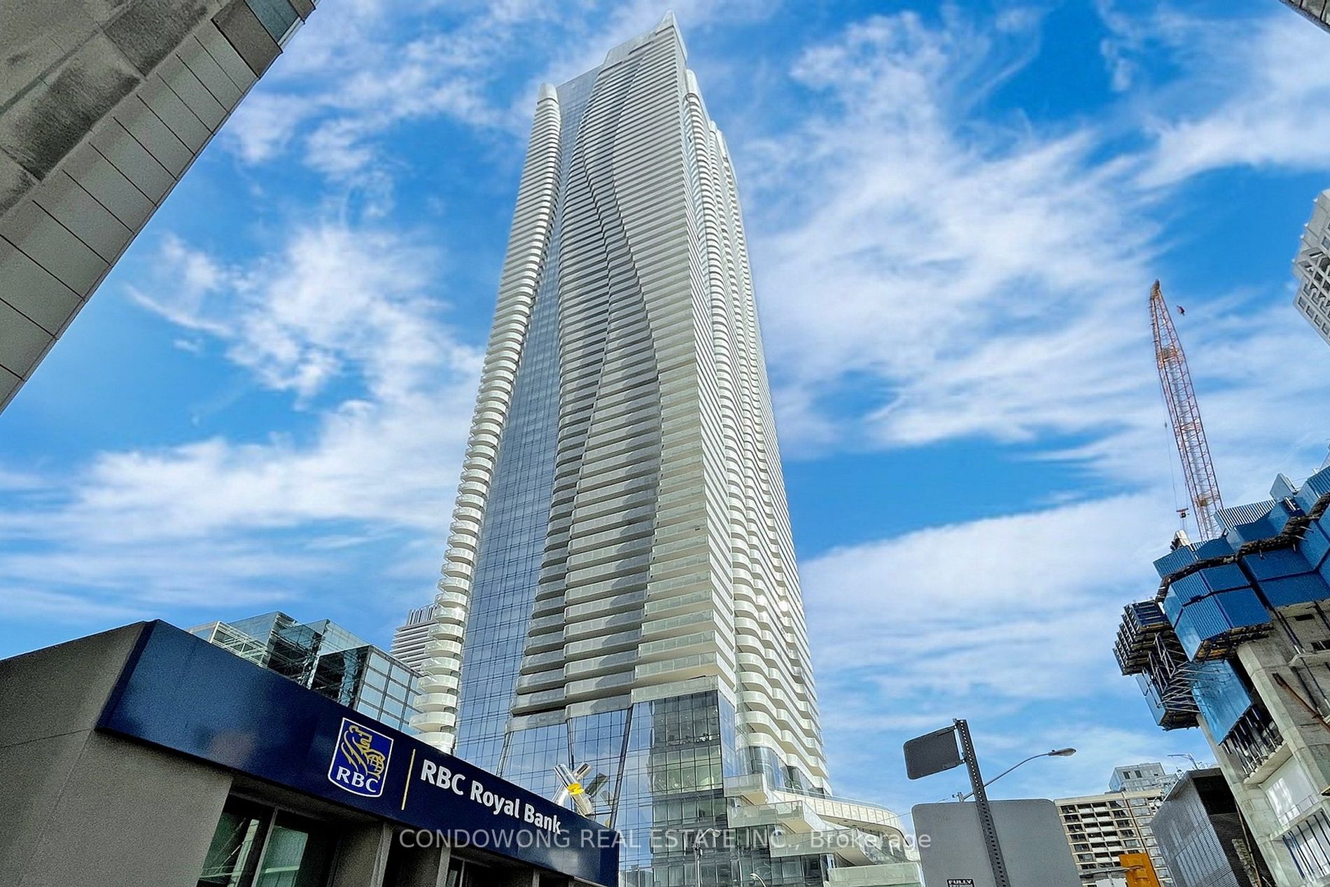1 Bloor St E, #1710