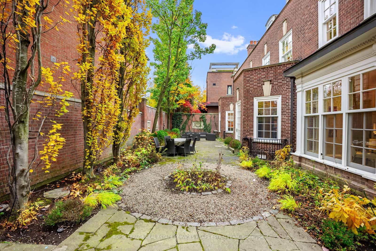 52 Rosedale Rd