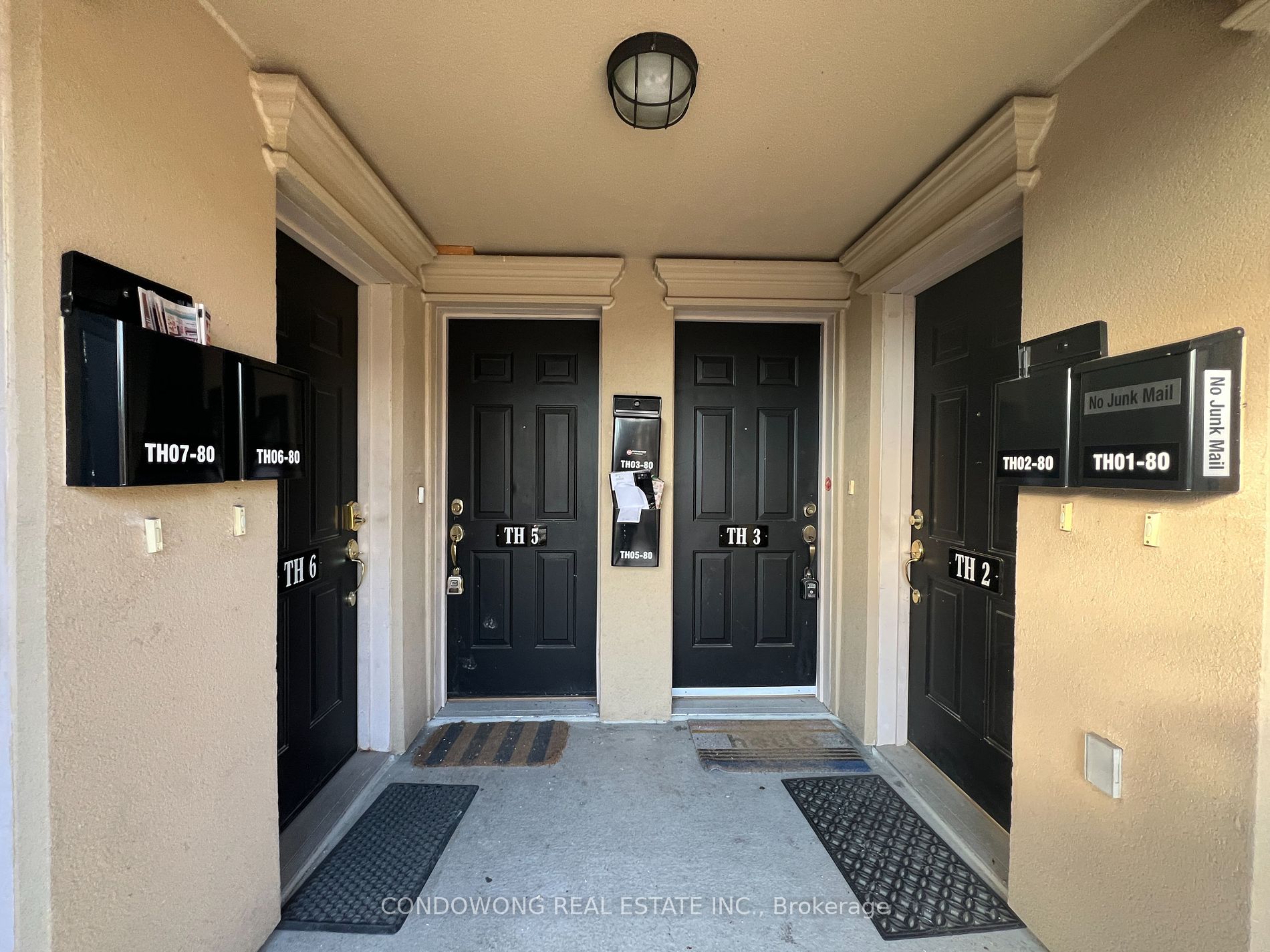80 Carr St, #Th5