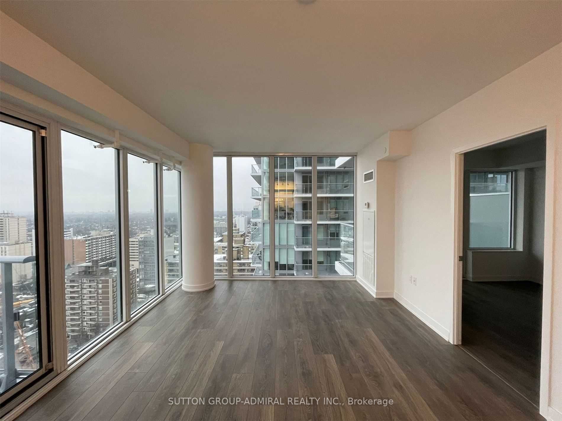 99 Broadway Ave, #2204