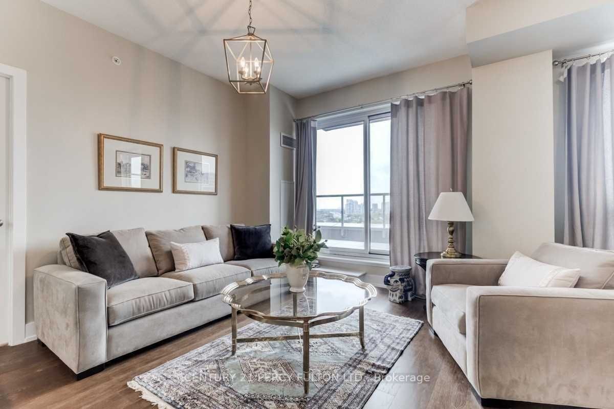 7 Kenaston Gdns, #1005
