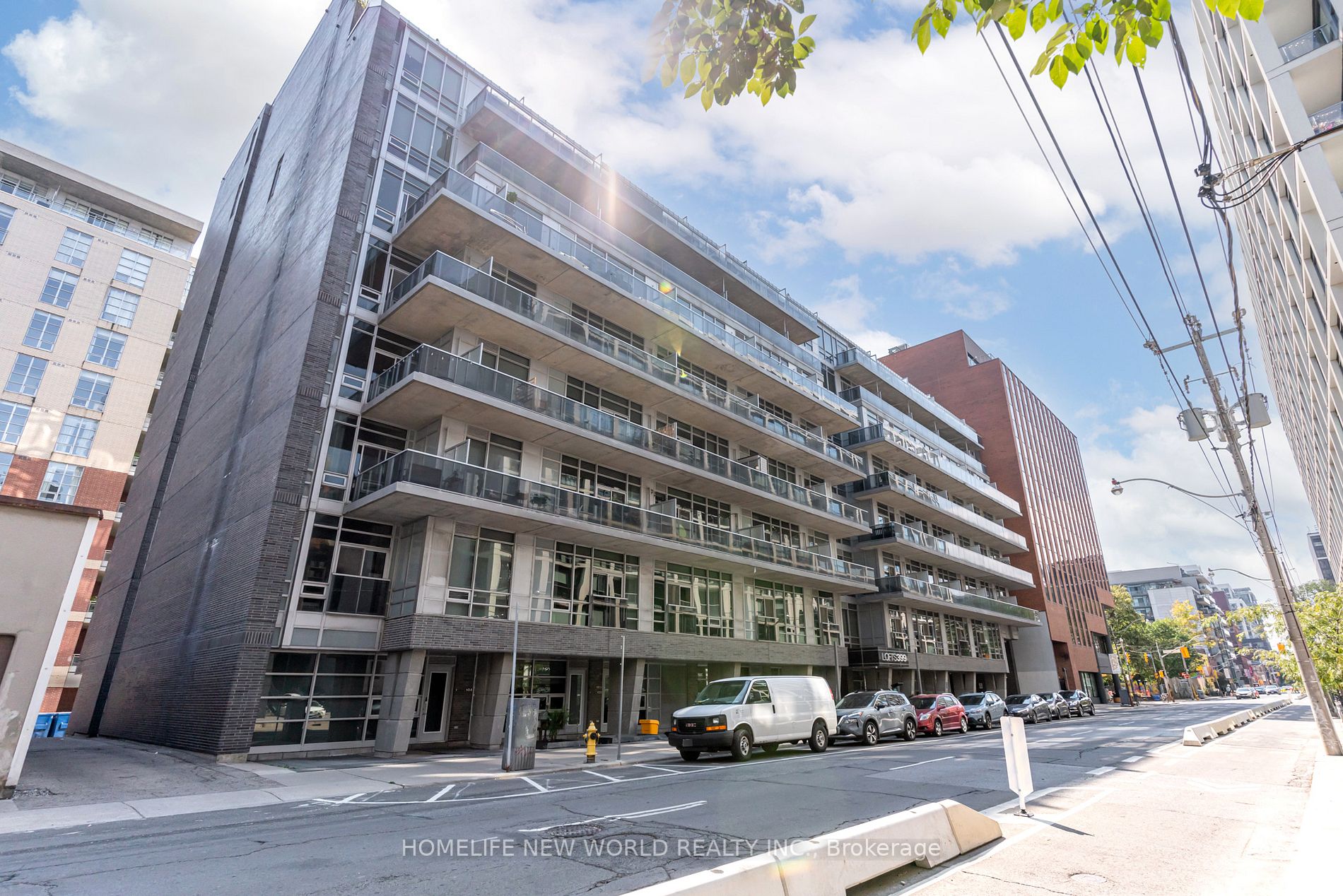 399 Adelaide St W, #215