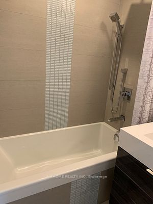 28 Avondale Avenue, #309