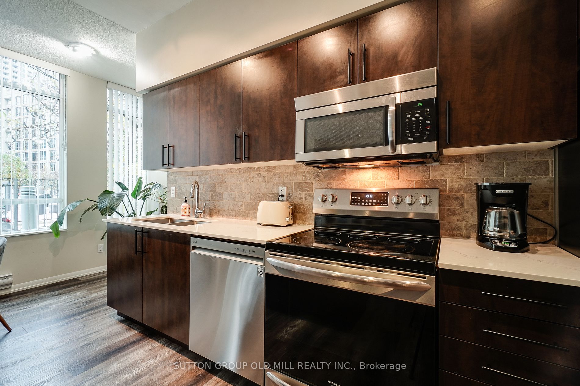 209 Fort York Blvd, #180