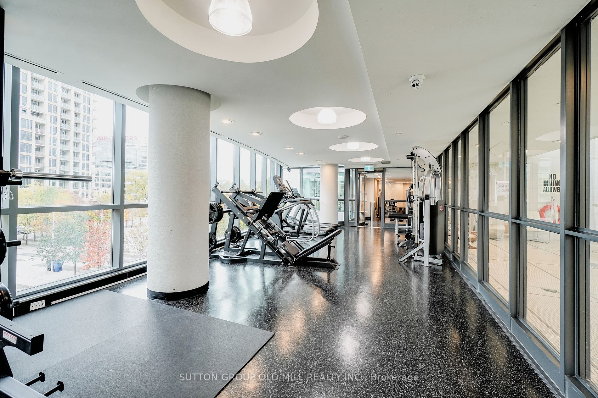 209 Fort York Blvd, #180