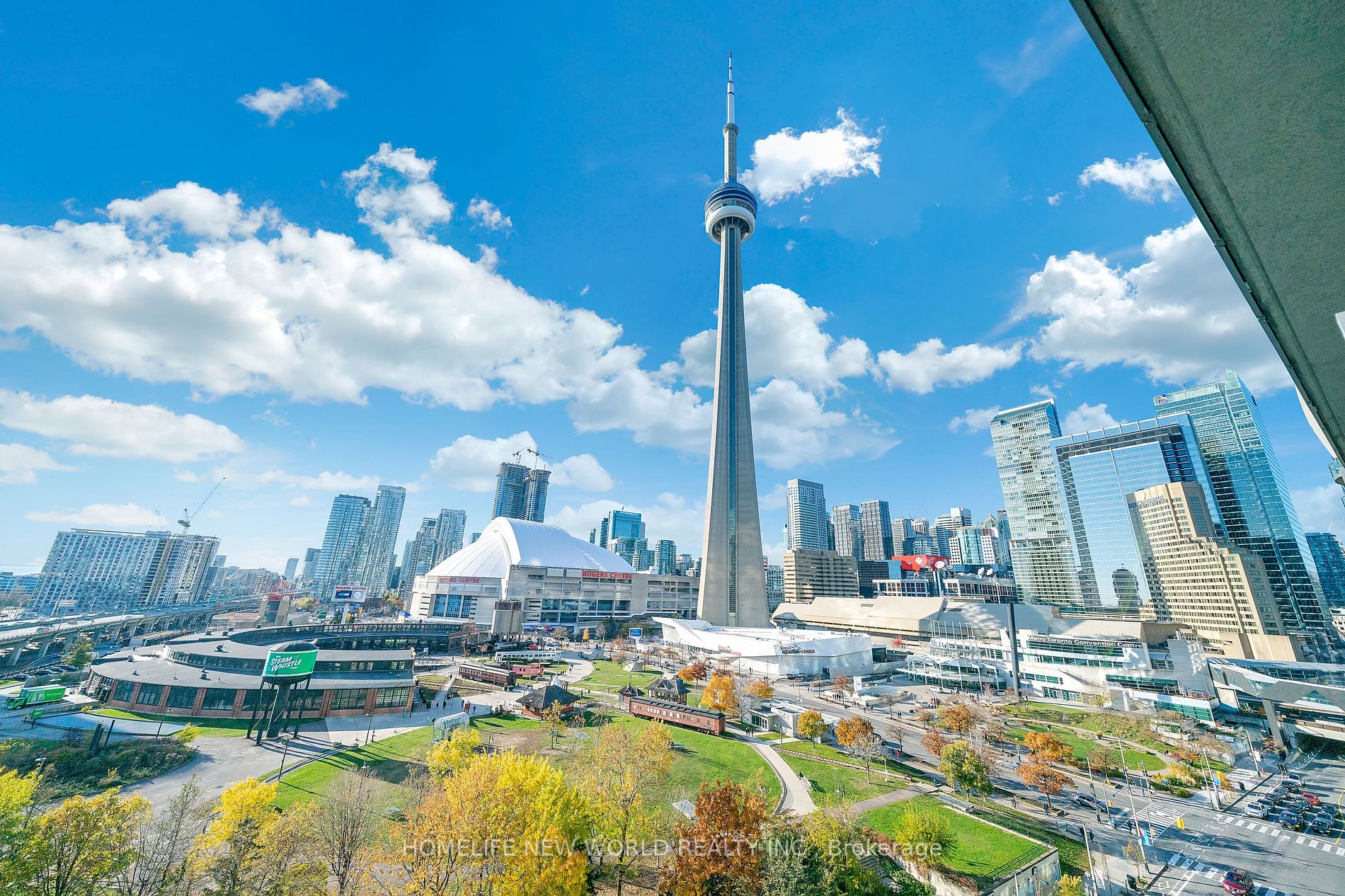 25 Lower Simcoe St, #1517