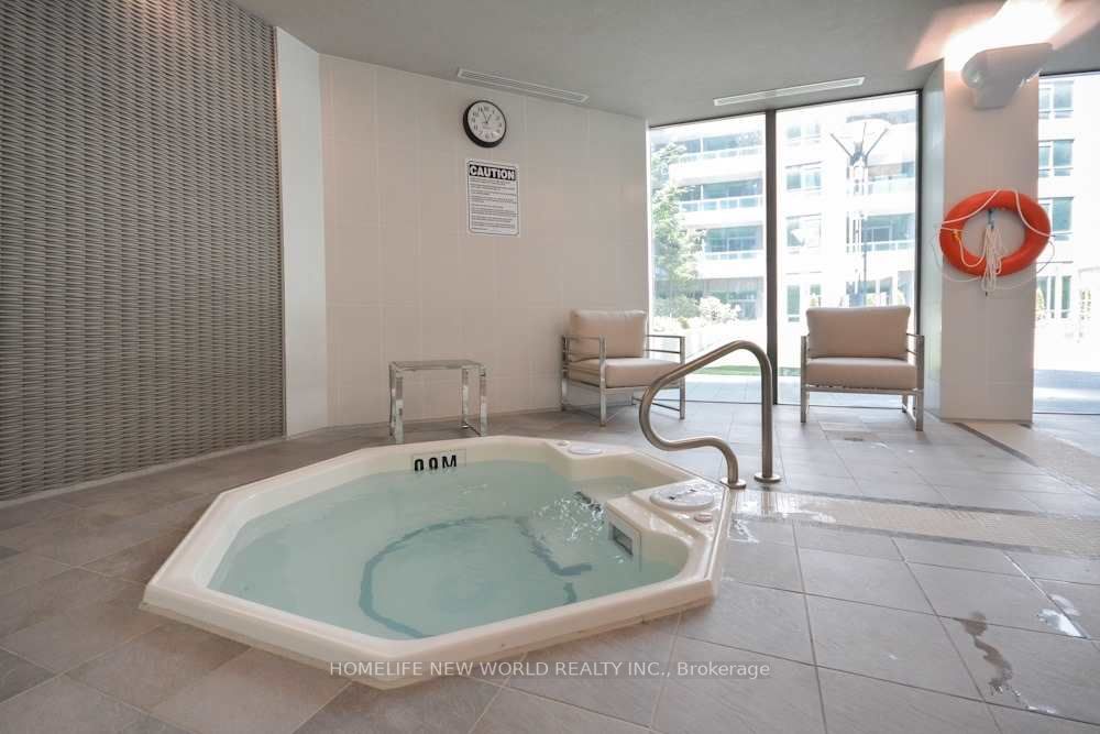 25 Lower Simcoe St, #1517
