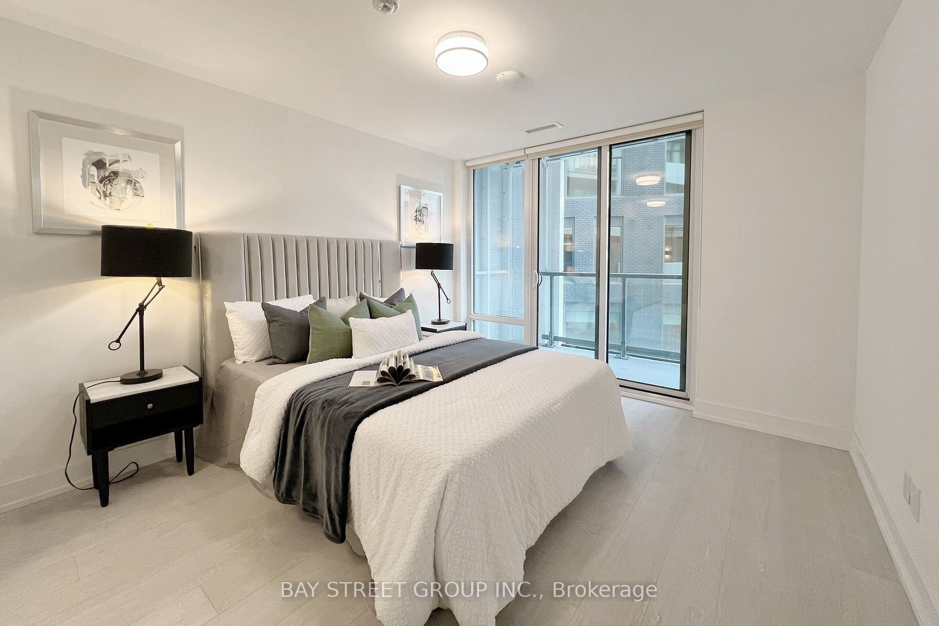 25 Adra Grado Way, #310