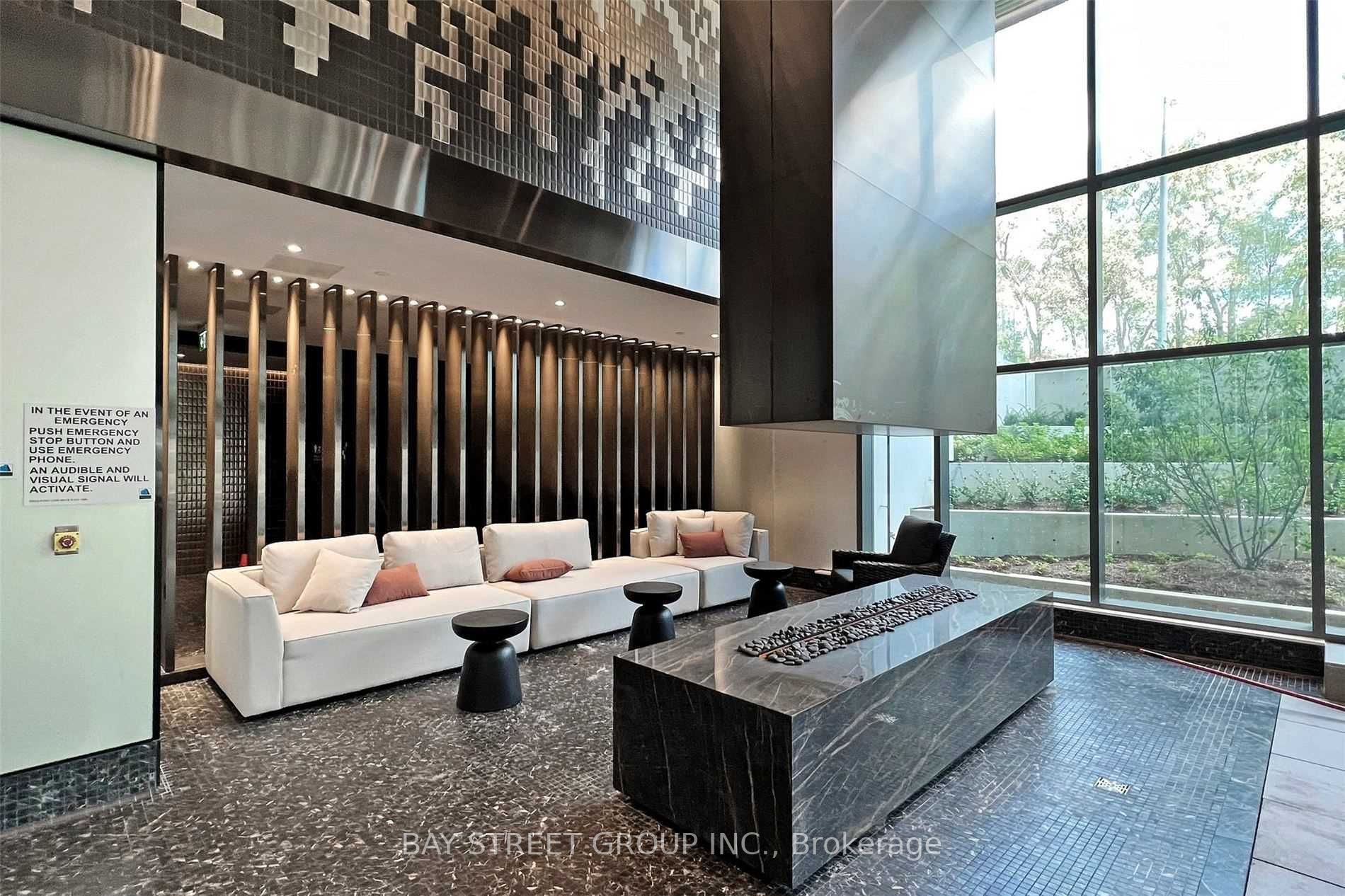25 Adra Grado Way, #310