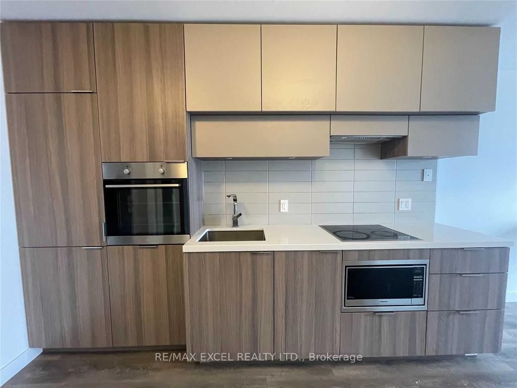 8 Eglinton Ave E, #5610