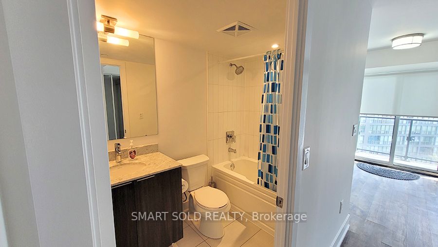 955 Bay St, #1203