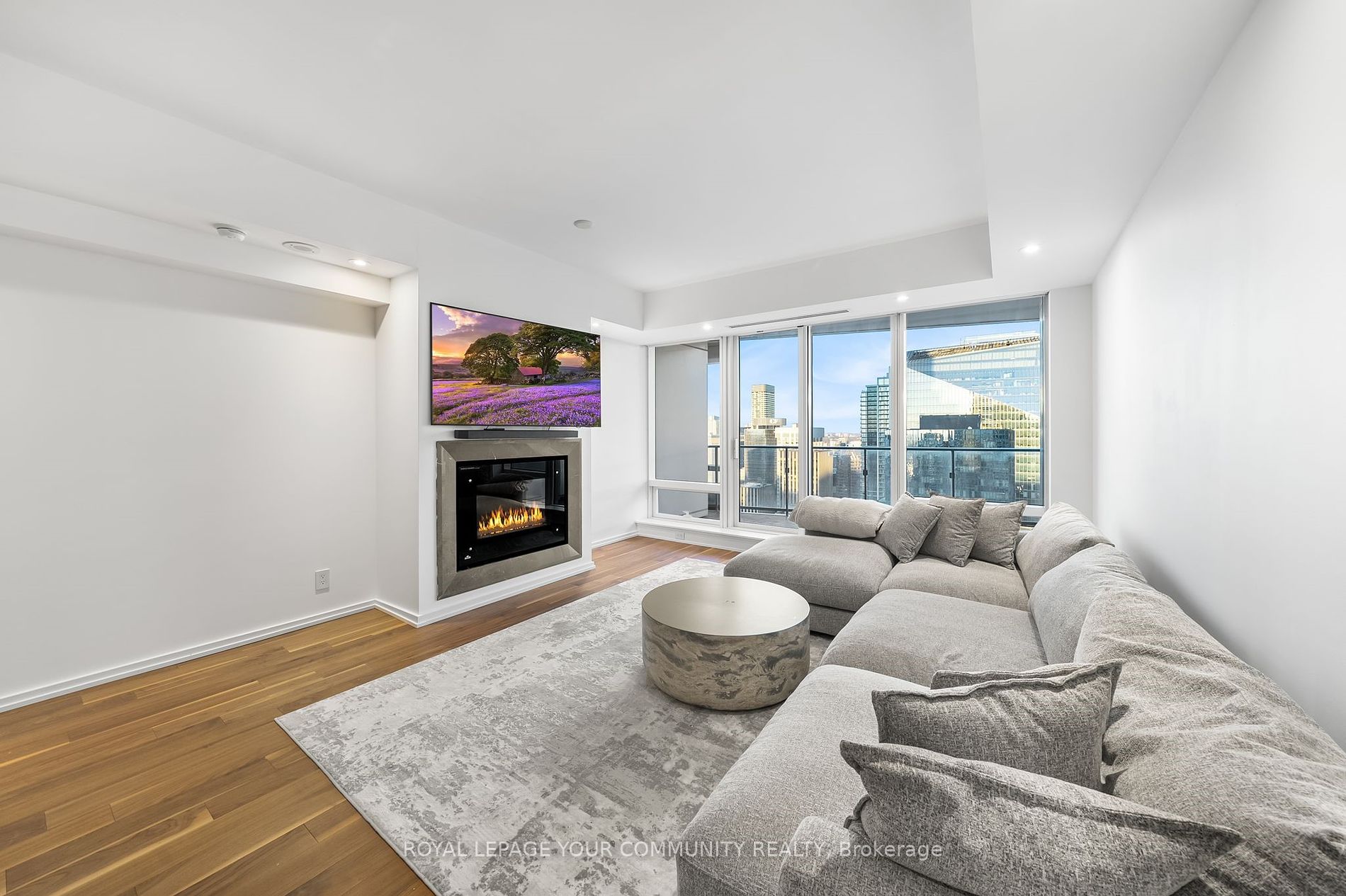 180 University Ave, #4607