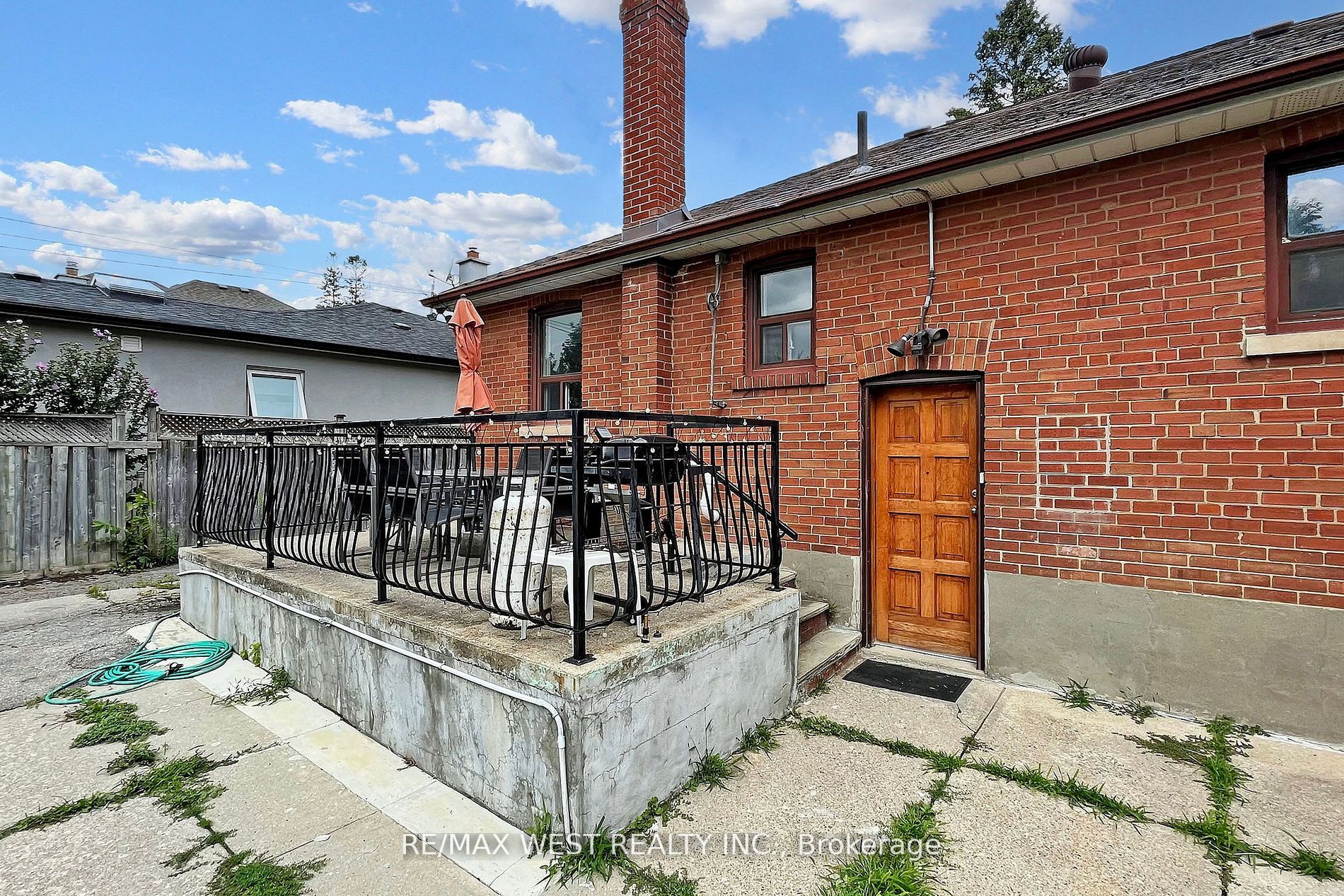 139 Ranee Ave