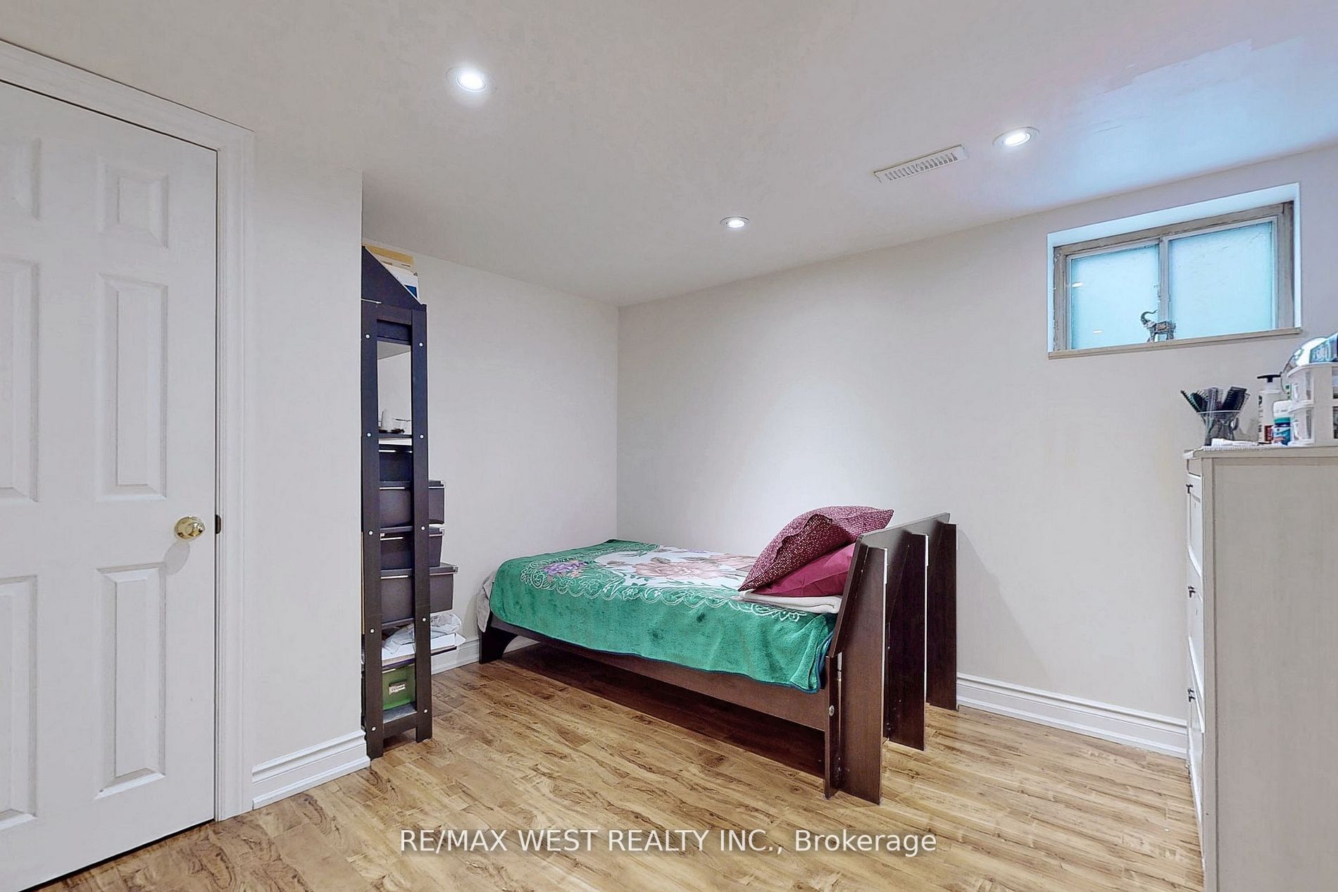 139 Ranee Ave