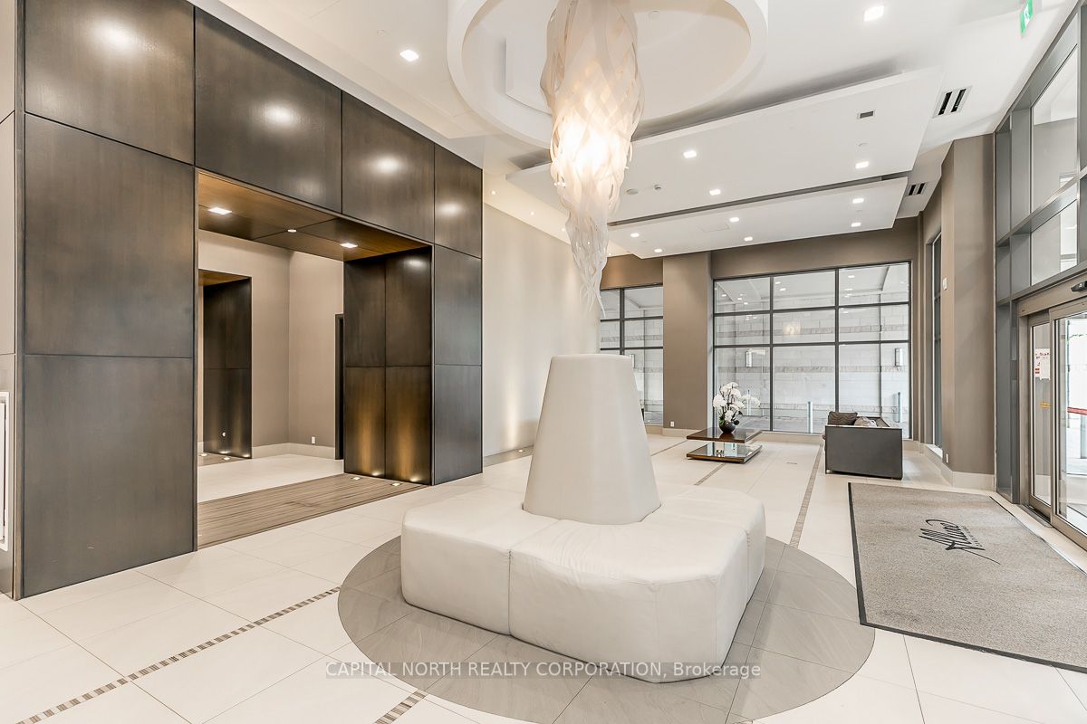 23 Glebe Rd W, #618