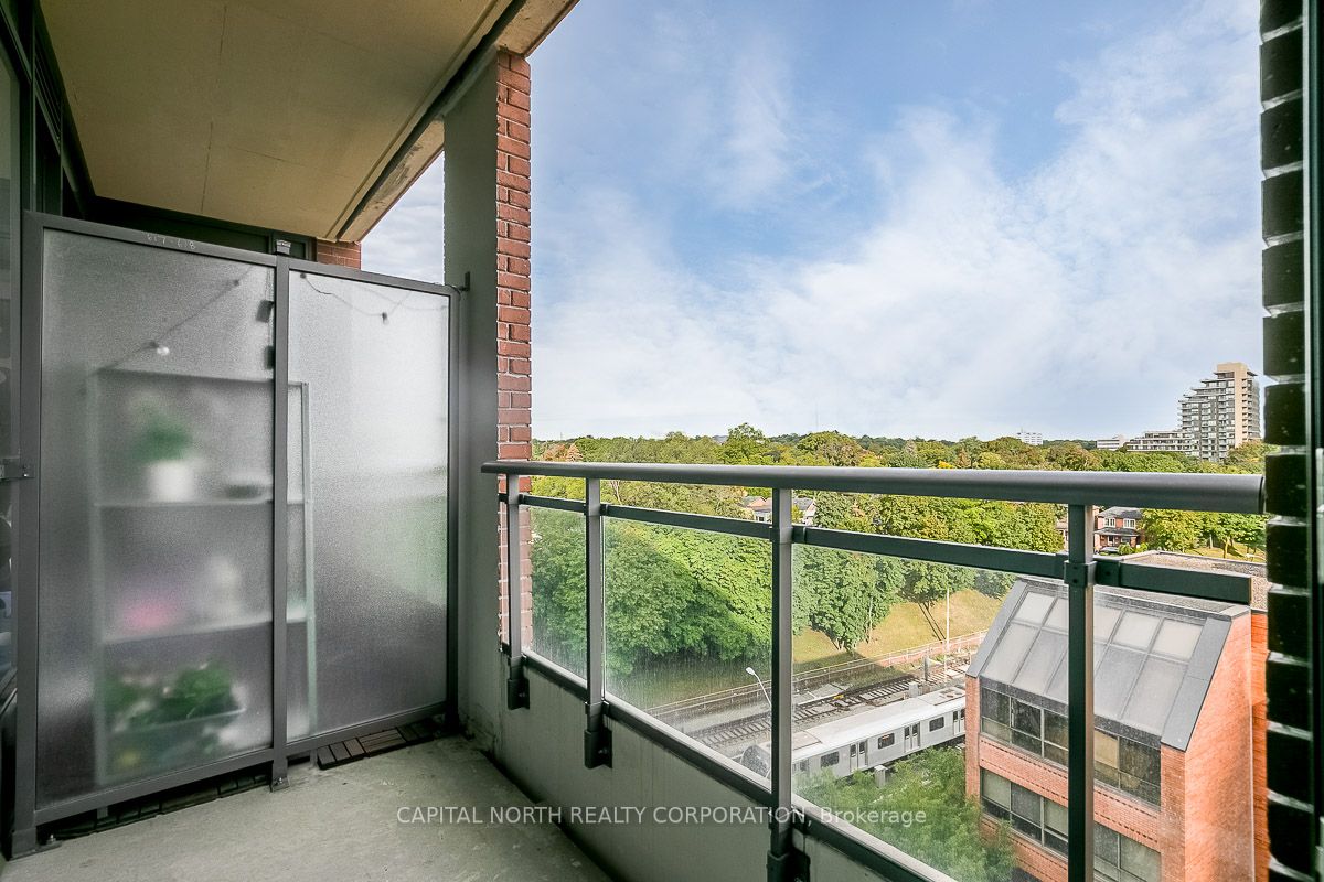 23 Glebe Rd W, #618