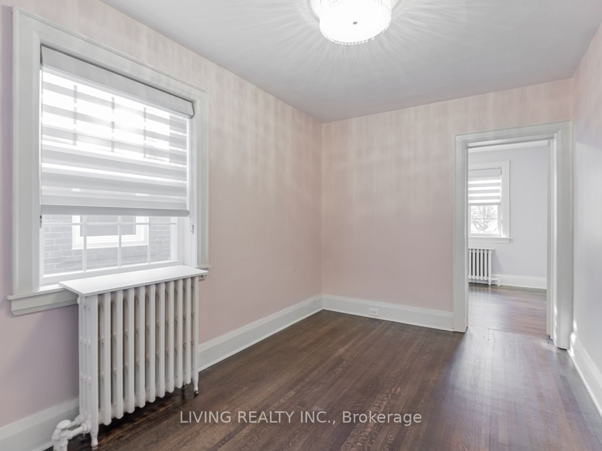 124 Heddington Ave