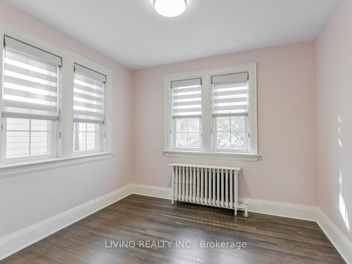124 Heddington Ave