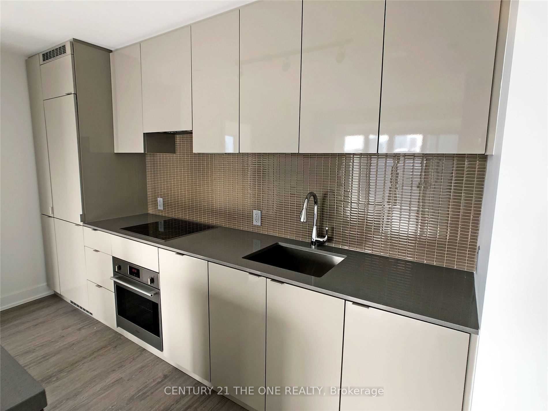 7 Grenville St, #2411