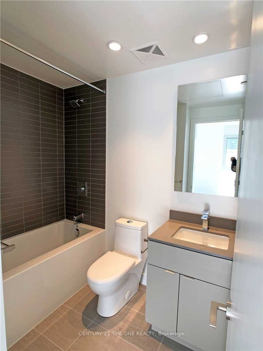 7 Grenville St, #2411