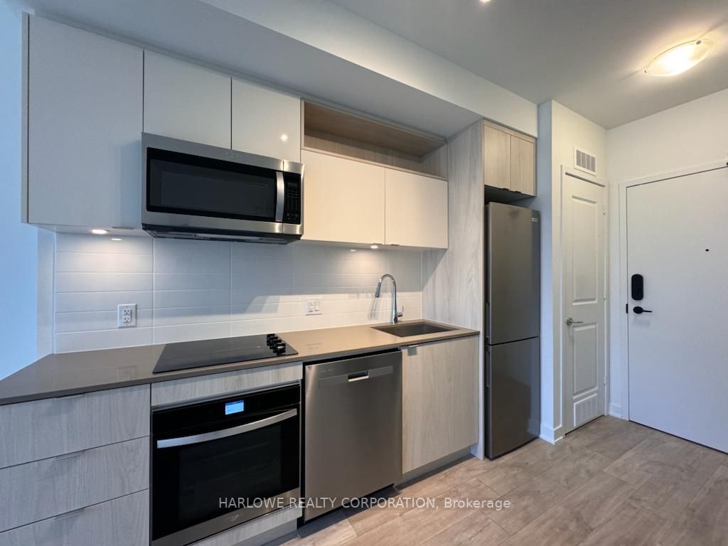 100 Dalhousie Street #202